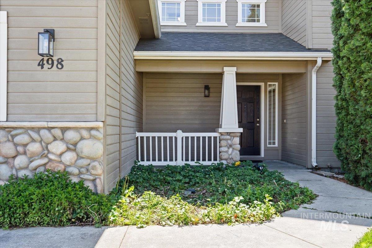 498 E W Moskee St, Meridian, Idaho 83646, 6 Bedrooms, 2.5 Bathrooms, Residential For Sale, Price $675,000, 98984196