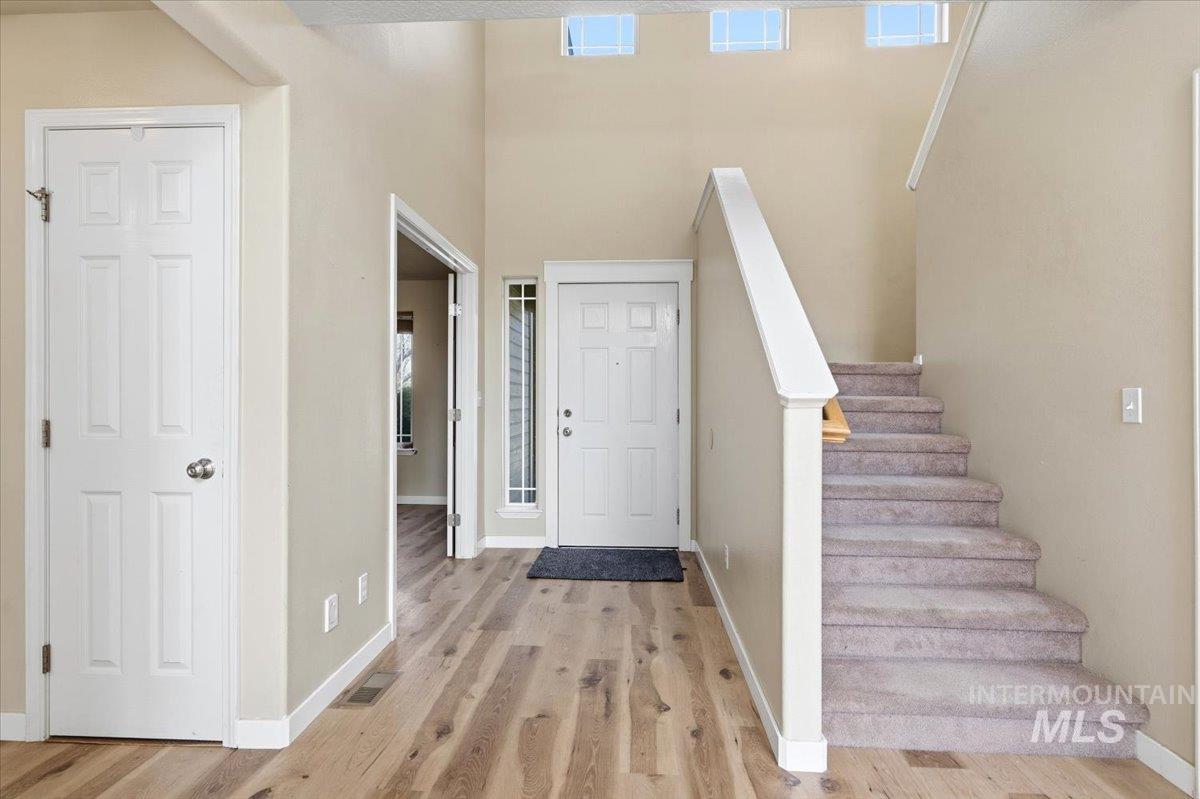 498 E W Moskee St, Meridian, Idaho 83646, 6 Bedrooms, 2.5 Bathrooms, Residential For Sale, Price $675,000, 98984196