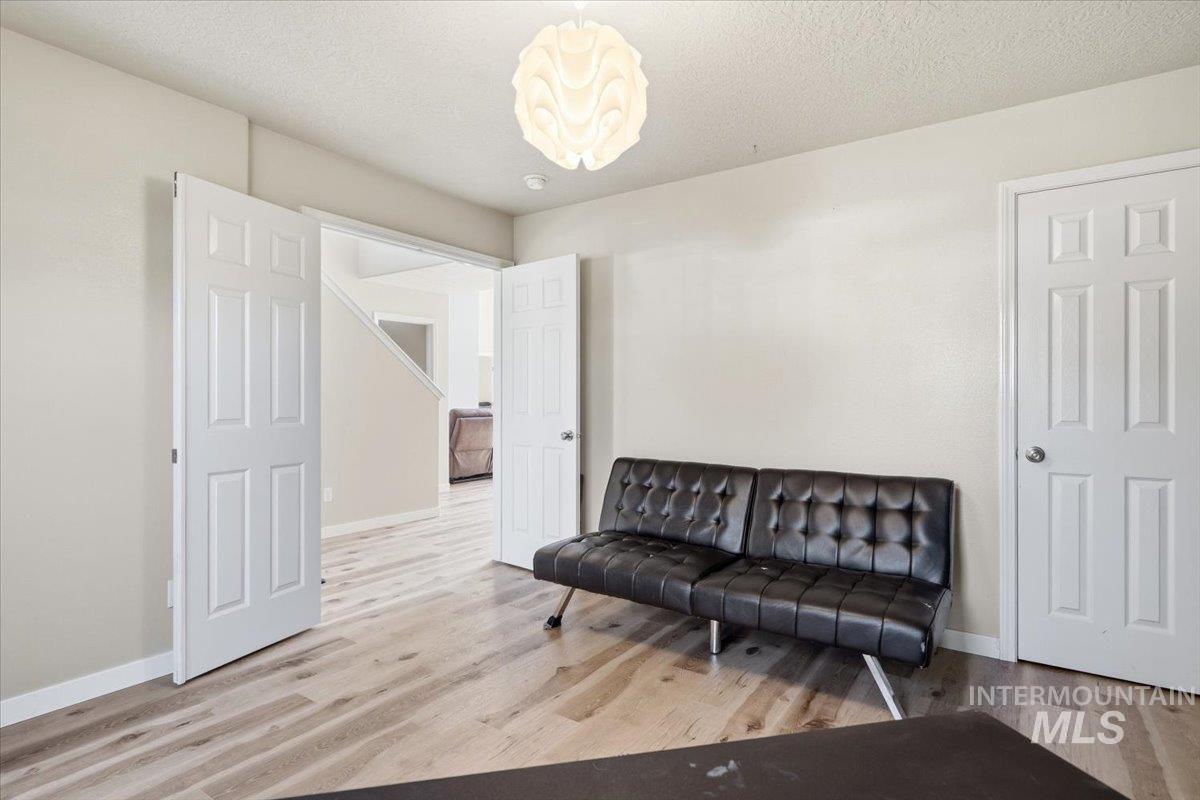 498 E W Moskee St, Meridian, Idaho 83646, 6 Bedrooms, 2.5 Bathrooms, Residential For Sale, Price $675,000, 98984196