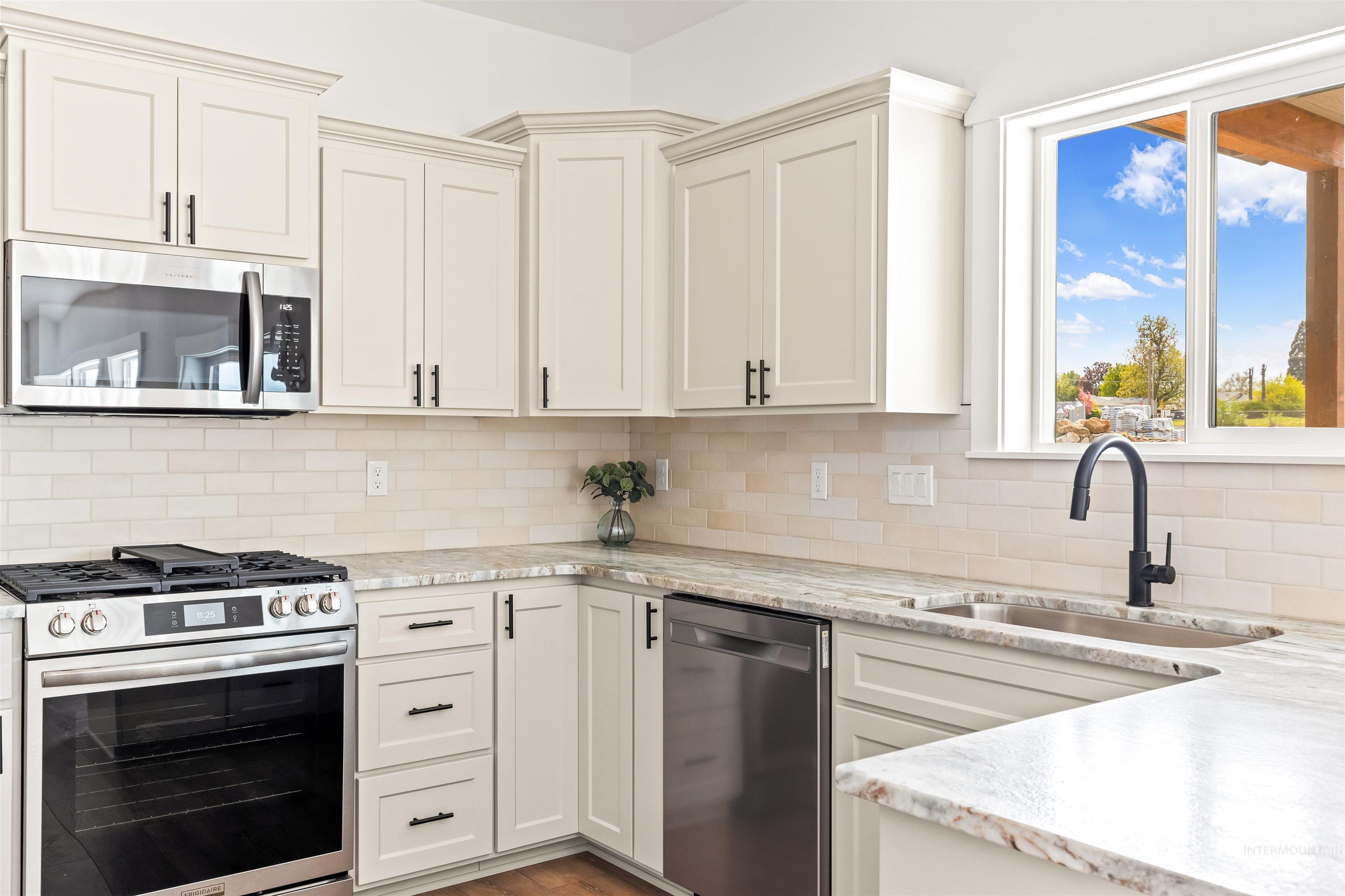 346 Park Drive, Lewiston, Idaho 83501, 3 Bedrooms, 2 Bathrooms, Residential For Sale, Price $519,000, 98984197