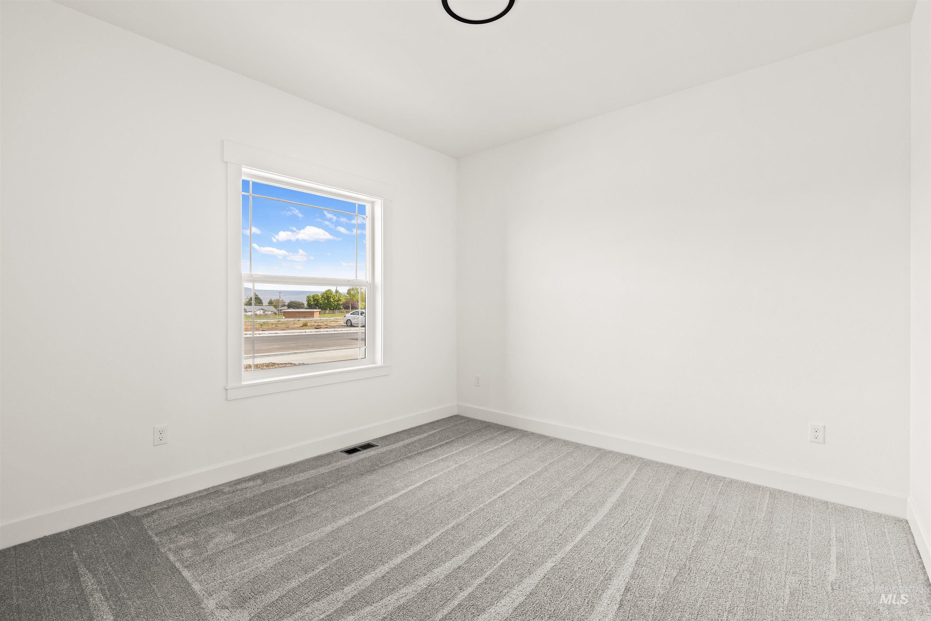 346 Park Drive, Lewiston, Idaho 83501, 3 Bedrooms, 2 Bathrooms, Residential For Sale, Price $519,000, 98984197