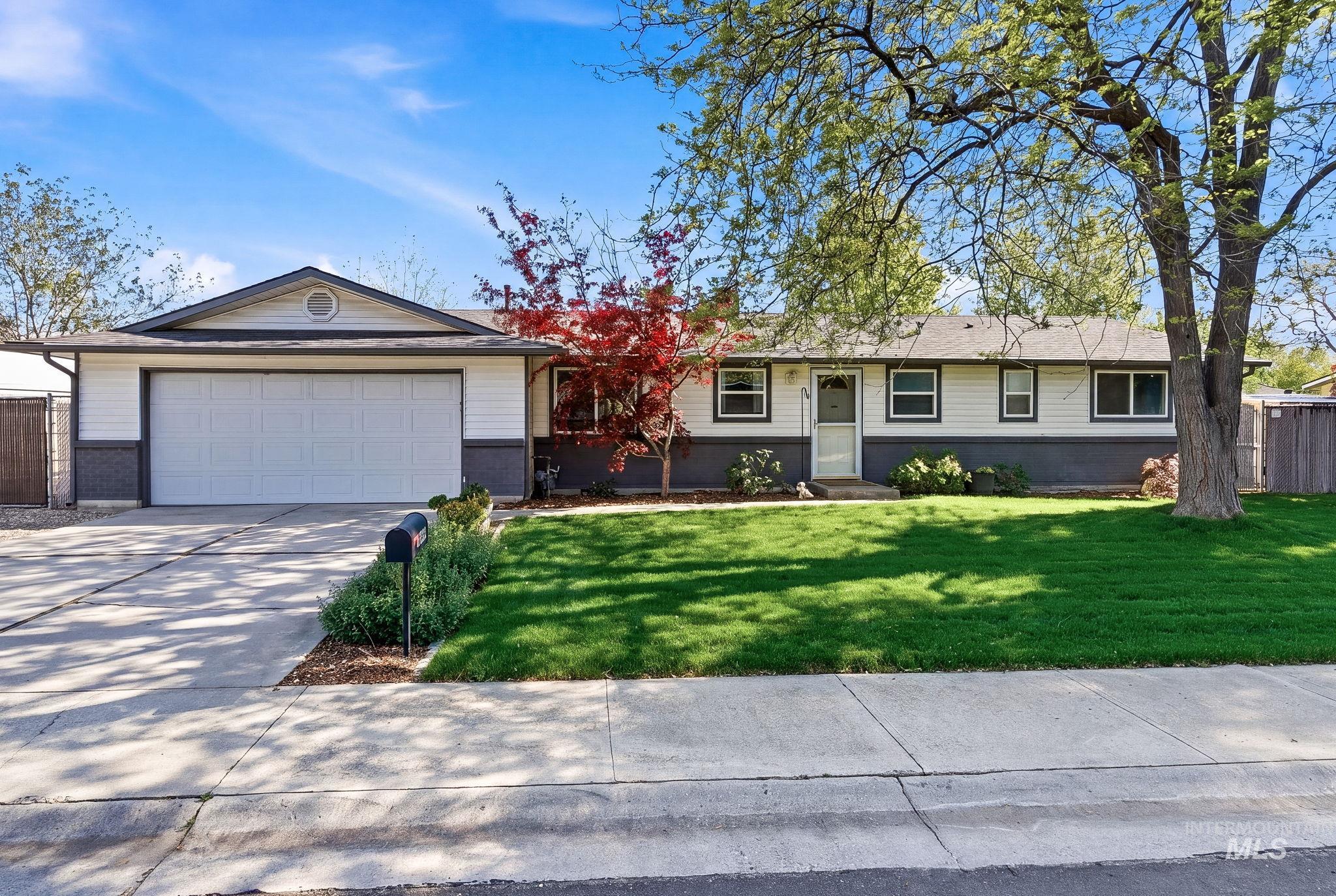 8003 W Hummel, Boise, Idaho 83709-1754, 3 Bedrooms, 2 Bathrooms, Residential For Sale, Price $474,900, 98984198