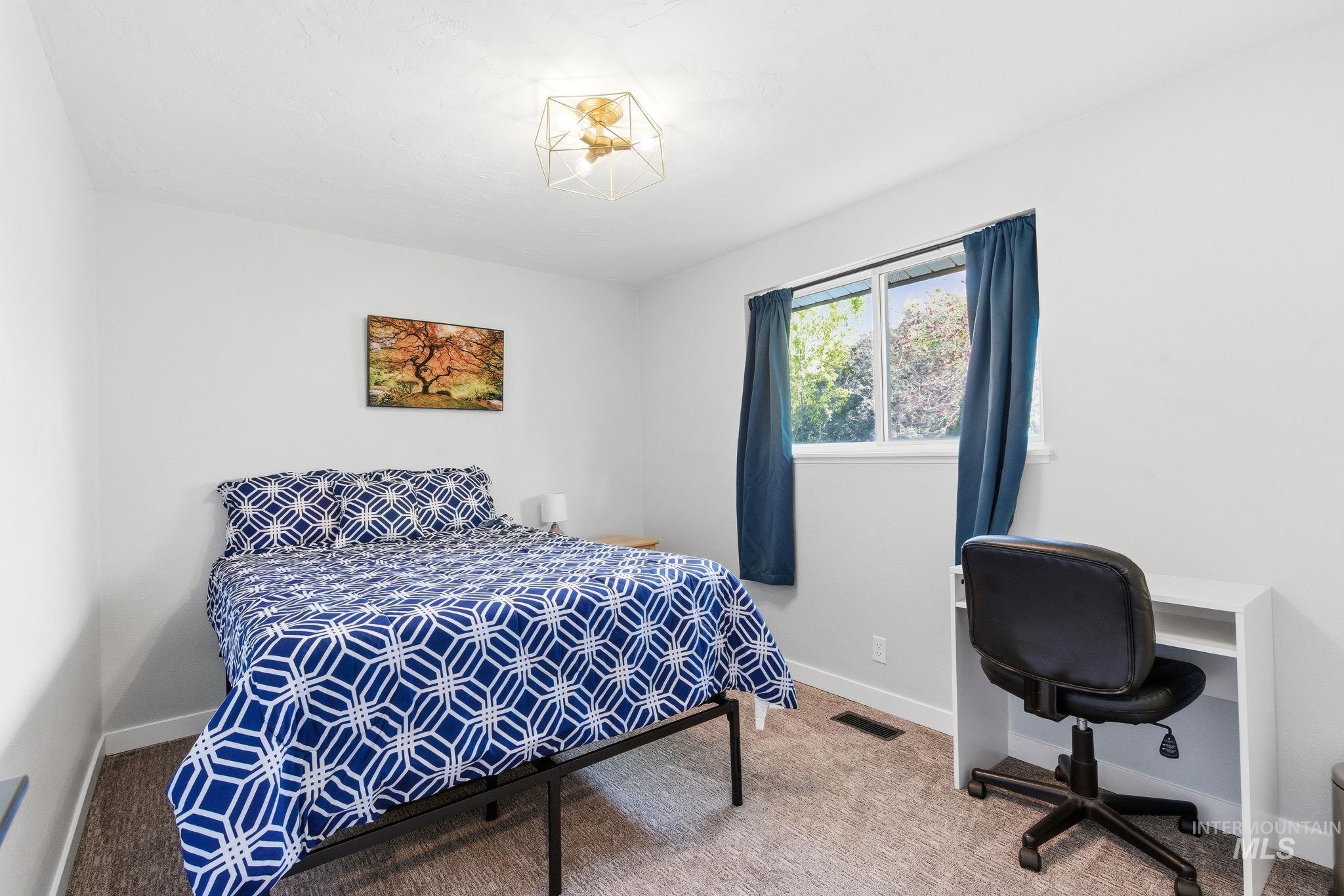 8003 W Hummel, Boise, Idaho 83709-1754, 3 Bedrooms, 2 Bathrooms, Residential For Sale, Price $474,900, 98984198