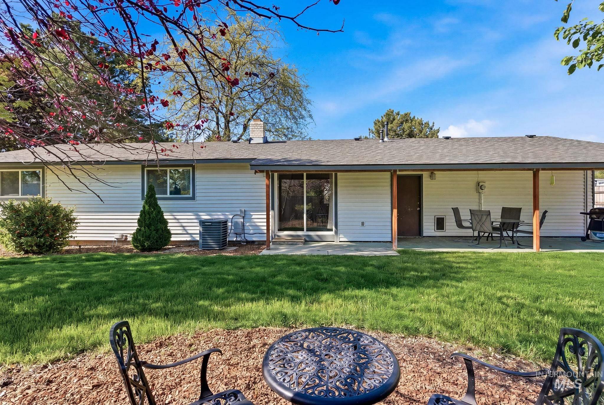 8003 W Hummel, Boise, Idaho 83709-1754, 3 Bedrooms, 2 Bathrooms, Residential For Sale, Price $474,900, 98984198