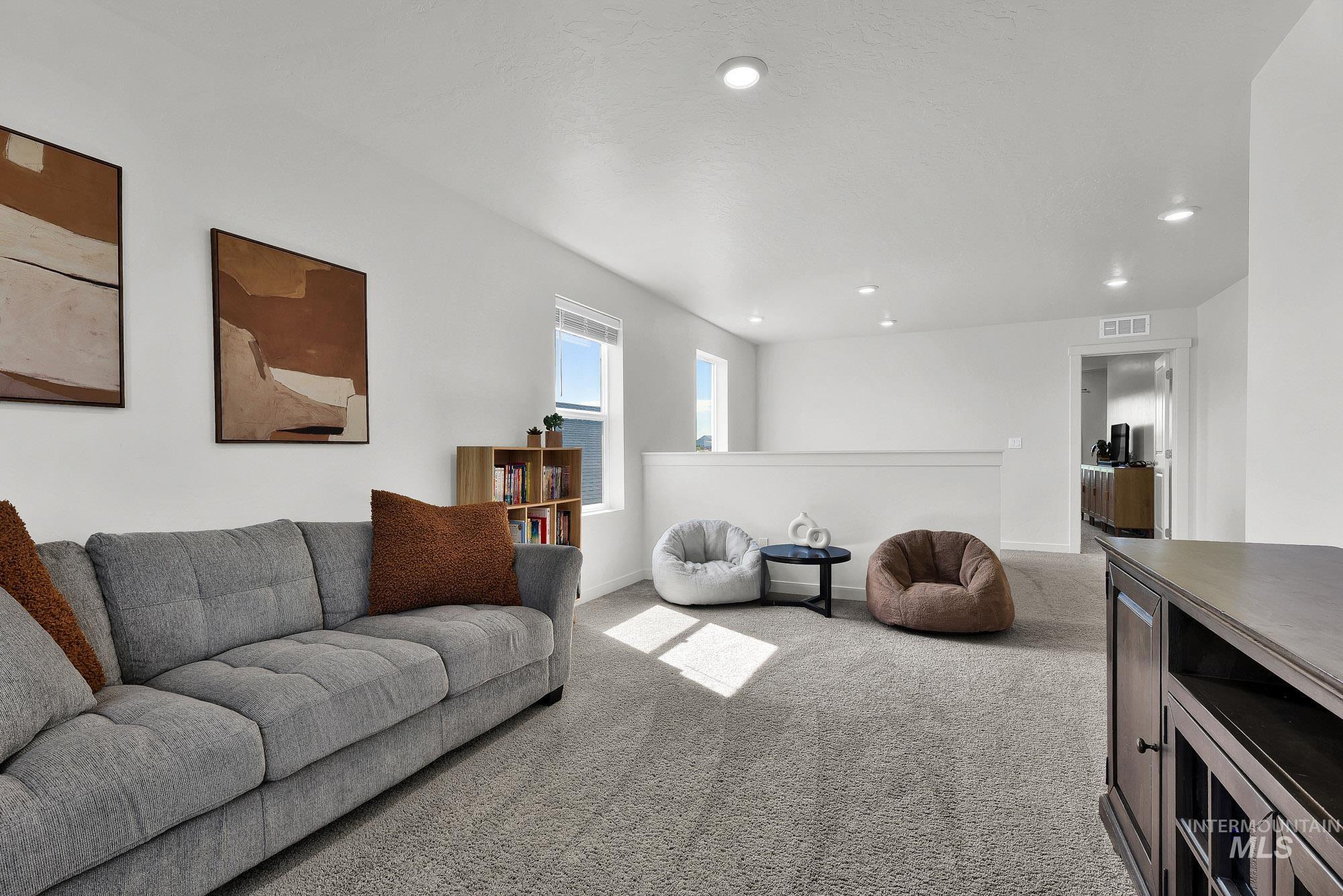 717 W Lyra St, Meridian, Idaho 83642, 4 Bedrooms, 2.5 Bathrooms, Residential For Sale, Price $599,900, 98984200