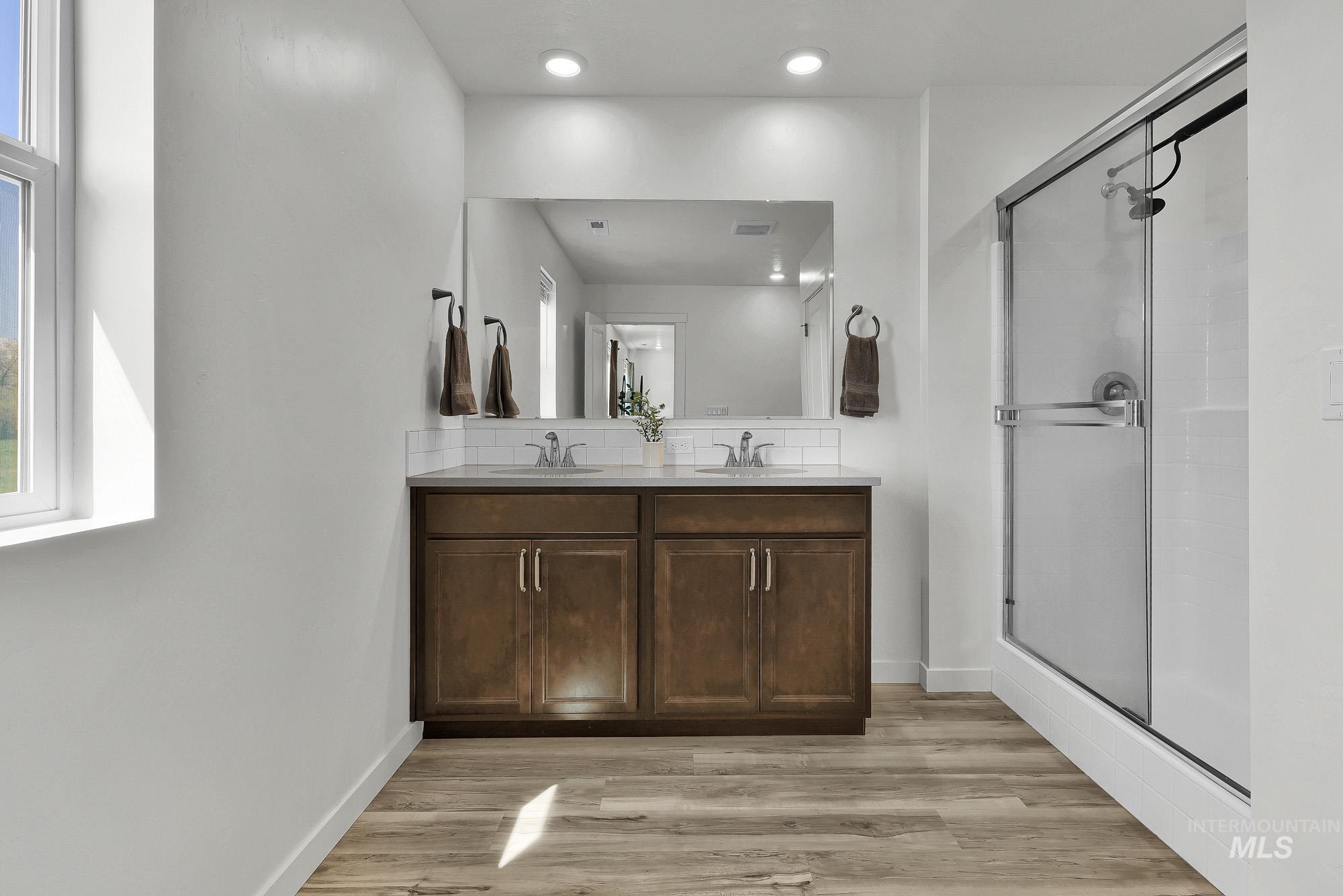 717 W Lyra St, Meridian, Idaho 83642, 4 Bedrooms, 2.5 Bathrooms, Residential For Sale, Price $599,900, 98984200