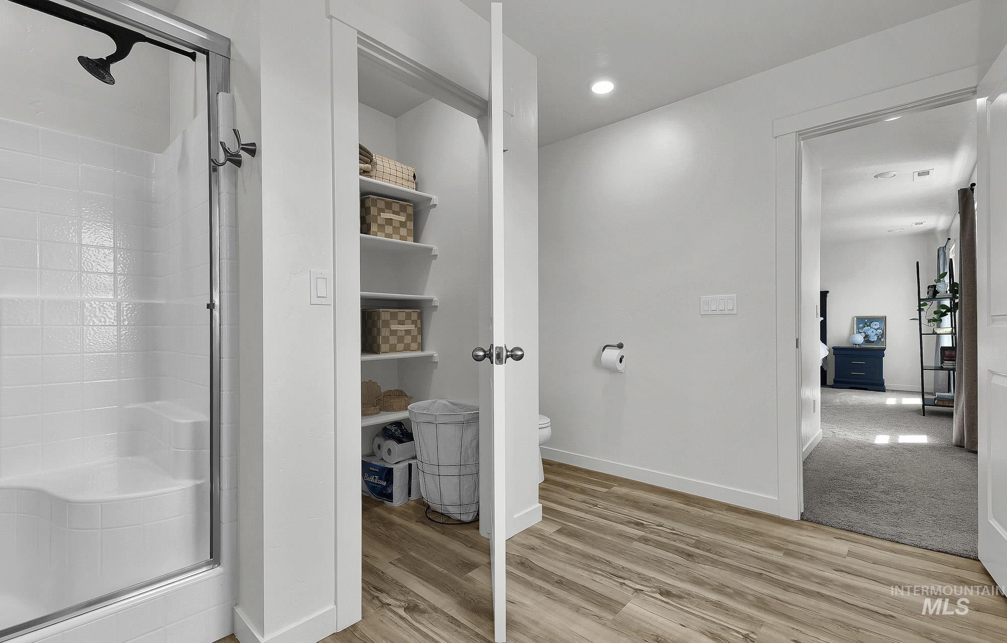 717 W Lyra St, Meridian, Idaho 83642, 4 Bedrooms, 2.5 Bathrooms, Residential For Sale, Price $599,900, 98984200