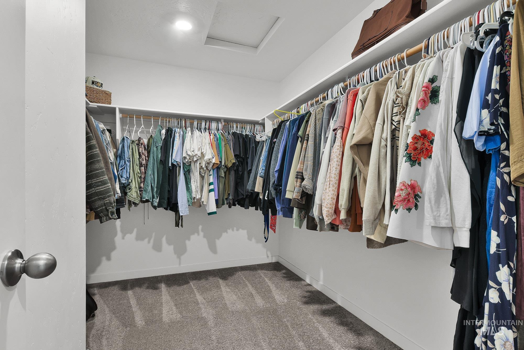 717 W Lyra St, Meridian, Idaho 83642, 4 Bedrooms, 2.5 Bathrooms, Residential For Sale, Price $599,900, 98984200