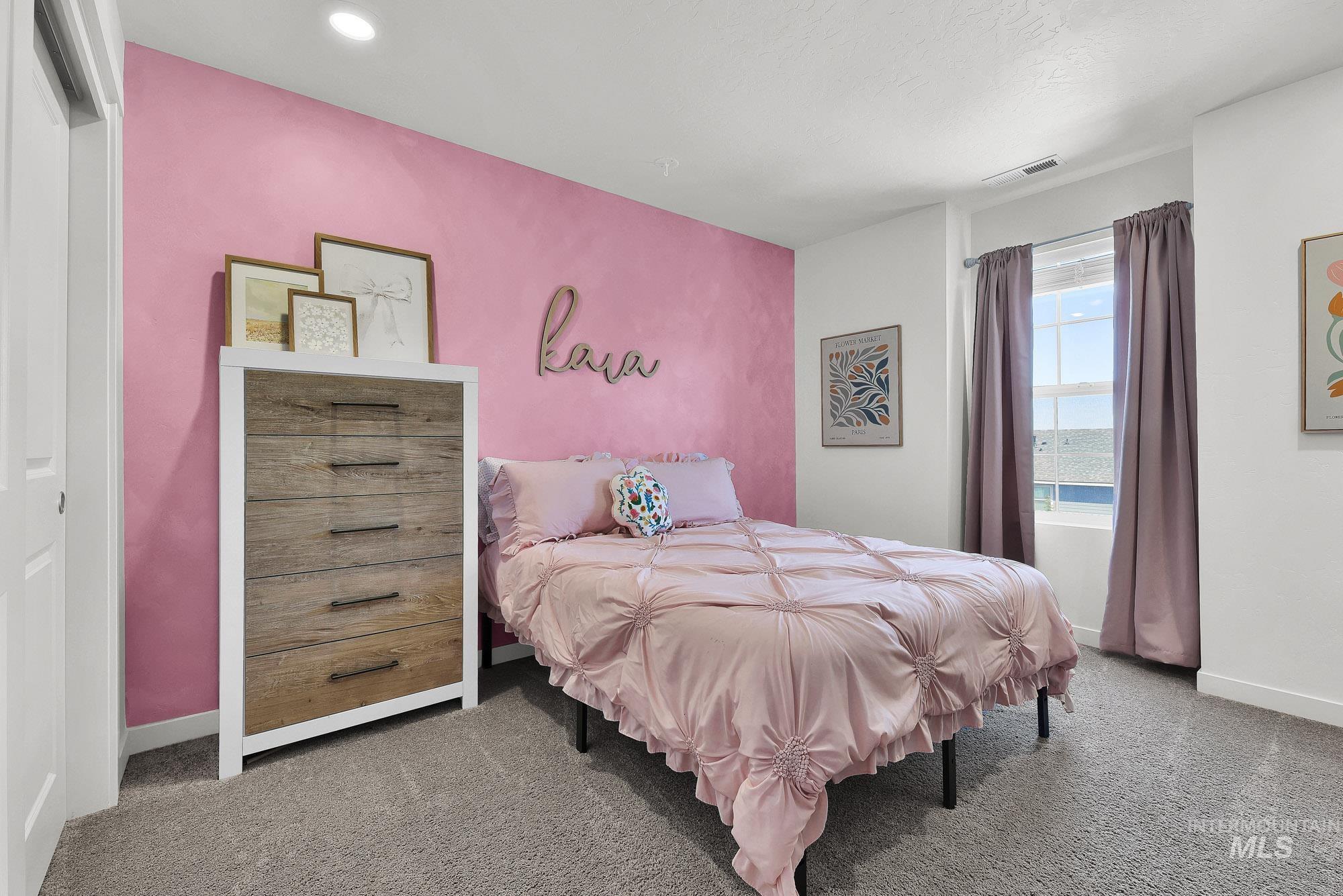 717 W Lyra St, Meridian, Idaho 83642, 4 Bedrooms, 2.5 Bathrooms, Residential For Sale, Price $599,900, 98984200