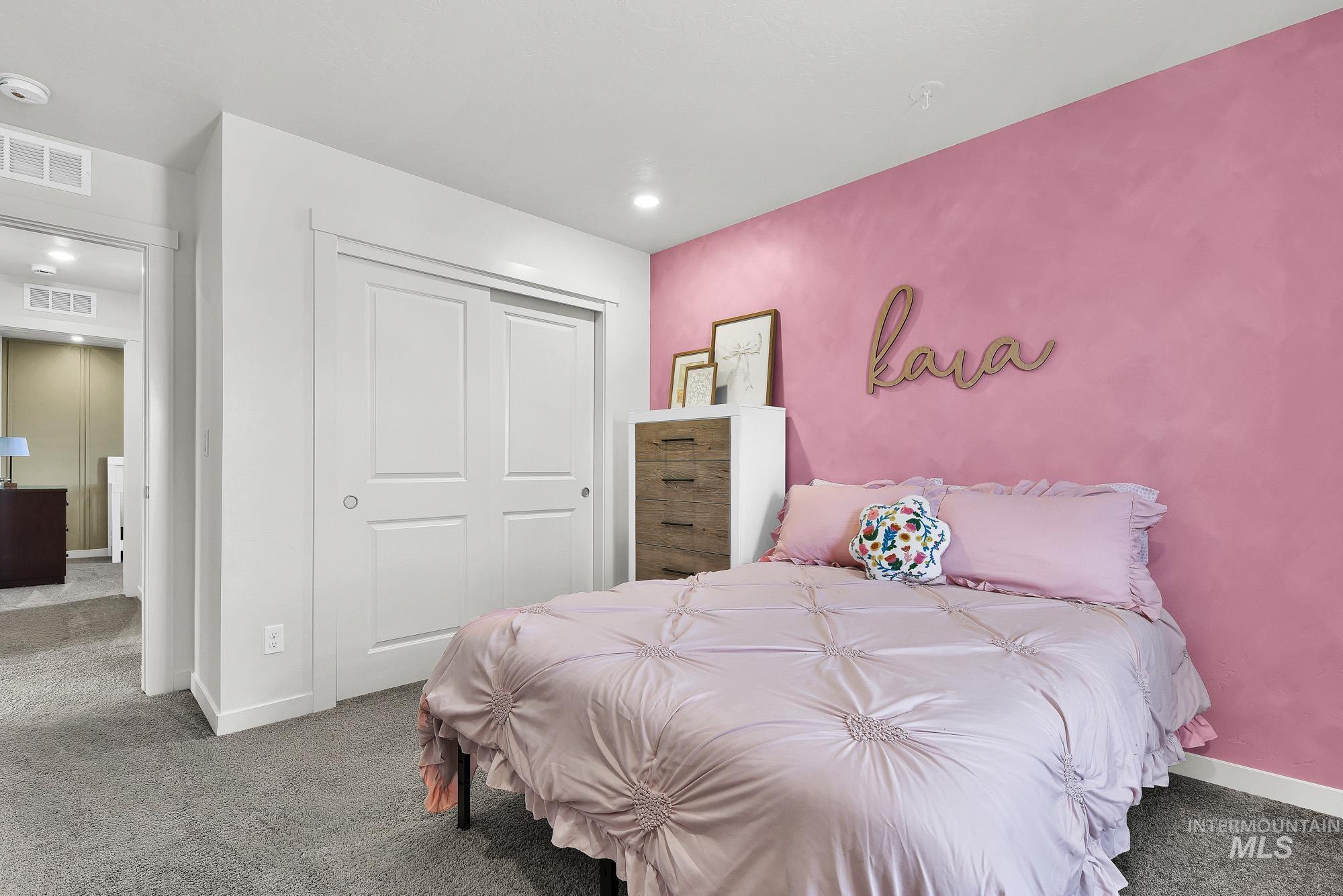 717 W Lyra St, Meridian, Idaho 83642, 4 Bedrooms, 2.5 Bathrooms, Residential For Sale, Price $599,900, 98984200