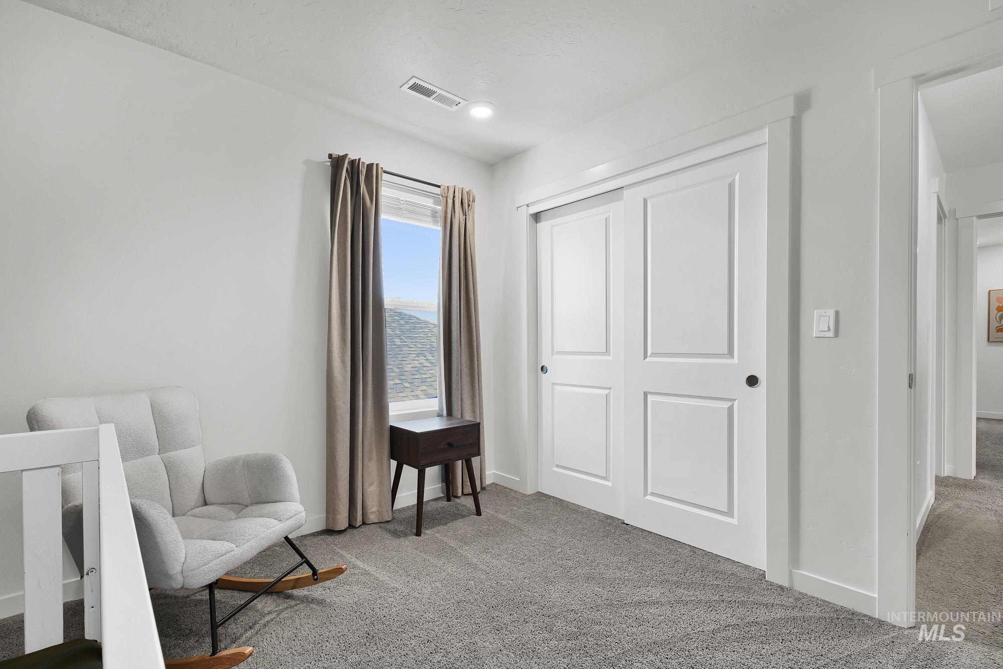 717 W Lyra St, Meridian, Idaho 83642, 4 Bedrooms, 2.5 Bathrooms, Residential For Sale, Price $599,900, 98984200