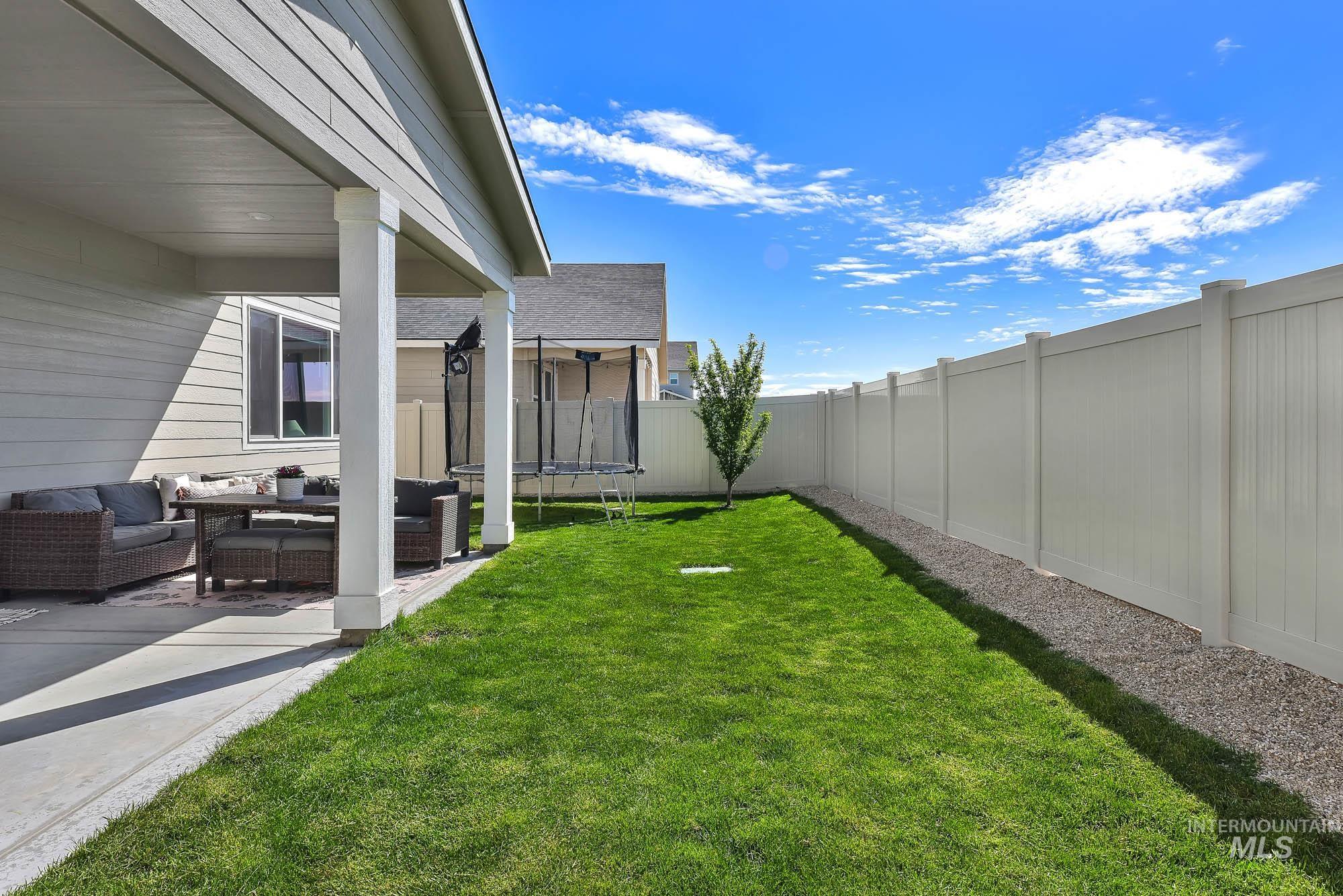 717 W Lyra St, Meridian, Idaho 83642, 4 Bedrooms, 2.5 Bathrooms, Residential For Sale, Price $554,900, 98984200