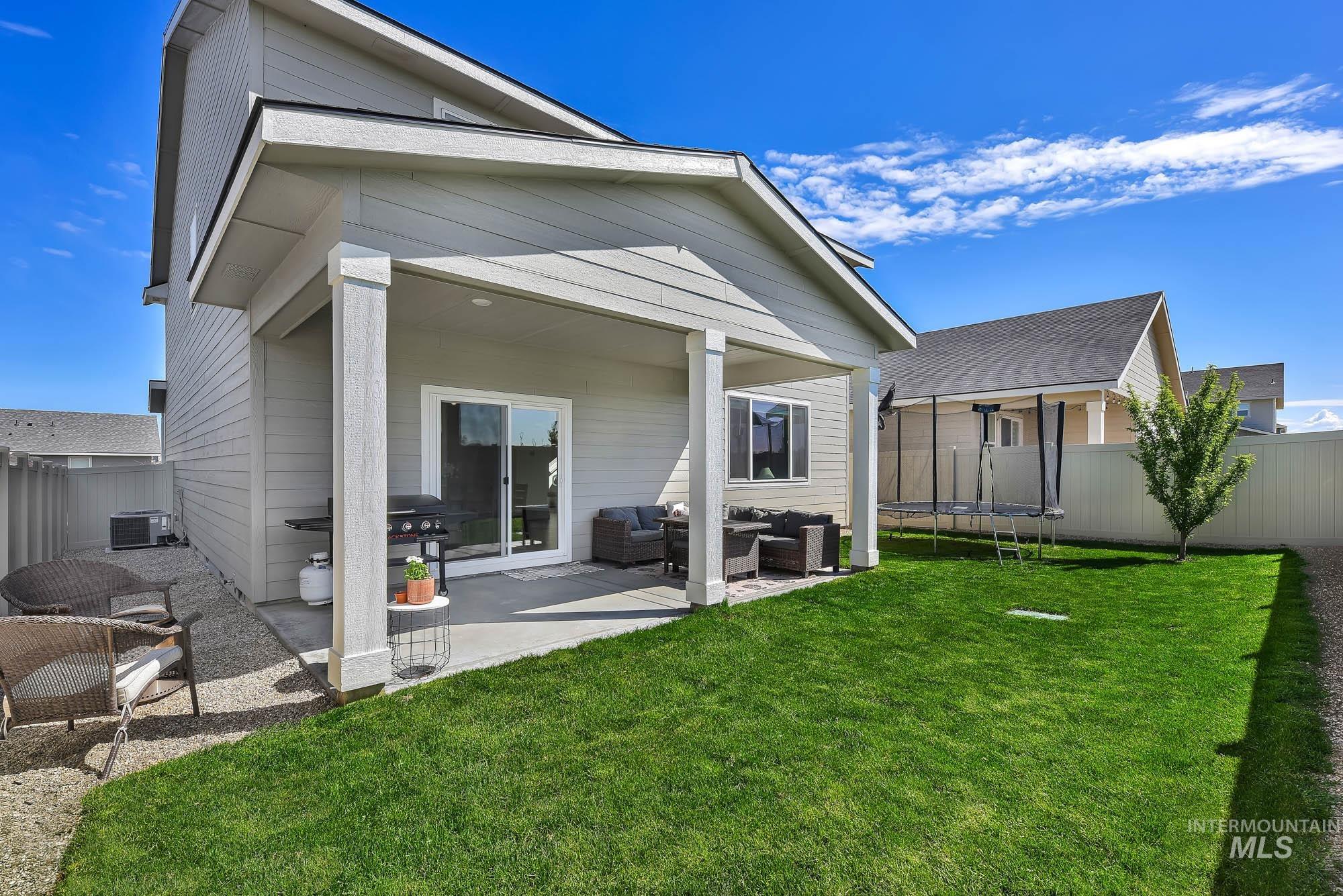 717 W Lyra St, Meridian, Idaho 83642, 4 Bedrooms, 2.5 Bathrooms, Residential For Sale, Price $599,900, 98984200