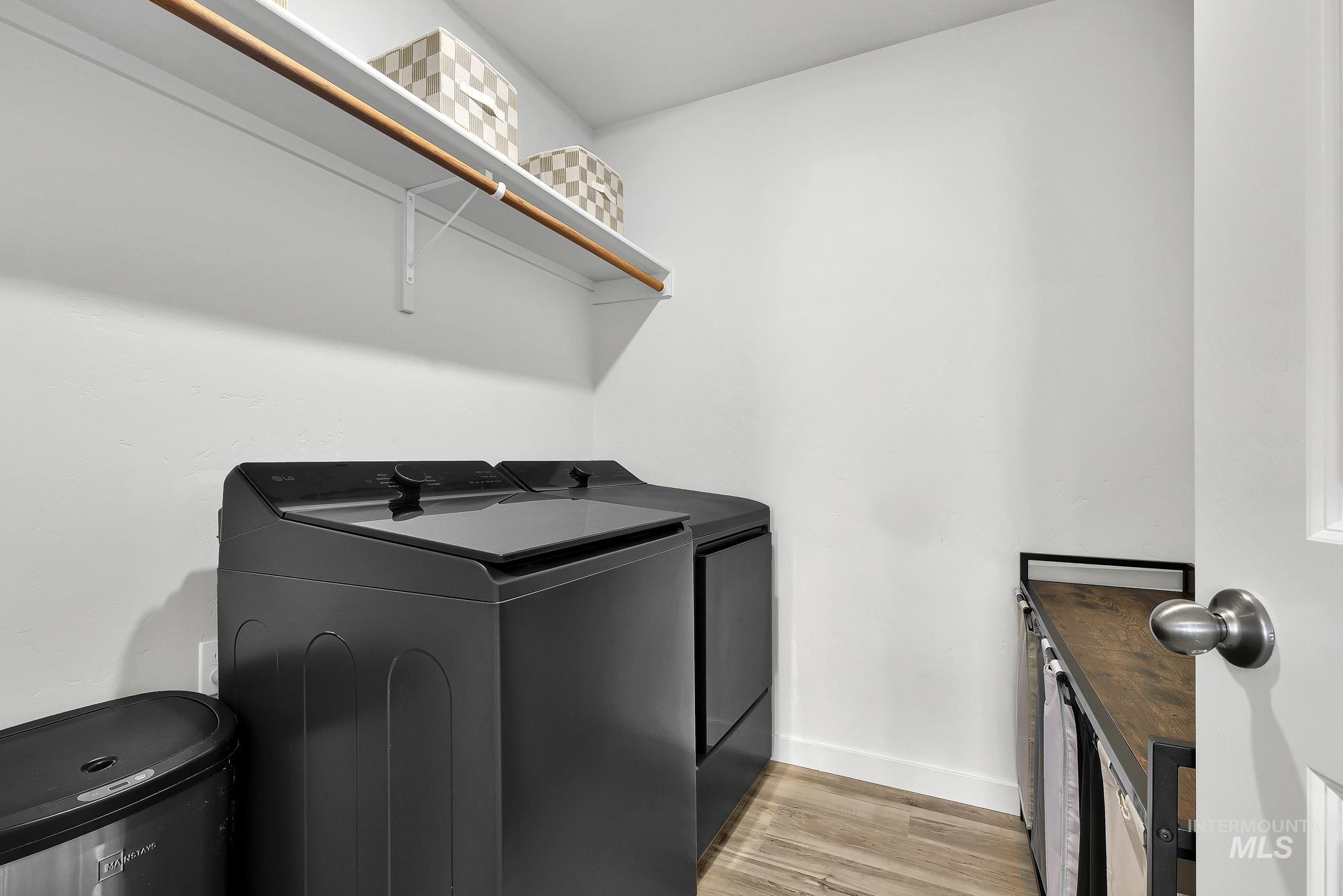 717 W Lyra St, Meridian, Idaho 83642, 4 Bedrooms, 2.5 Bathrooms, Residential For Sale, Price $599,900, 98984200