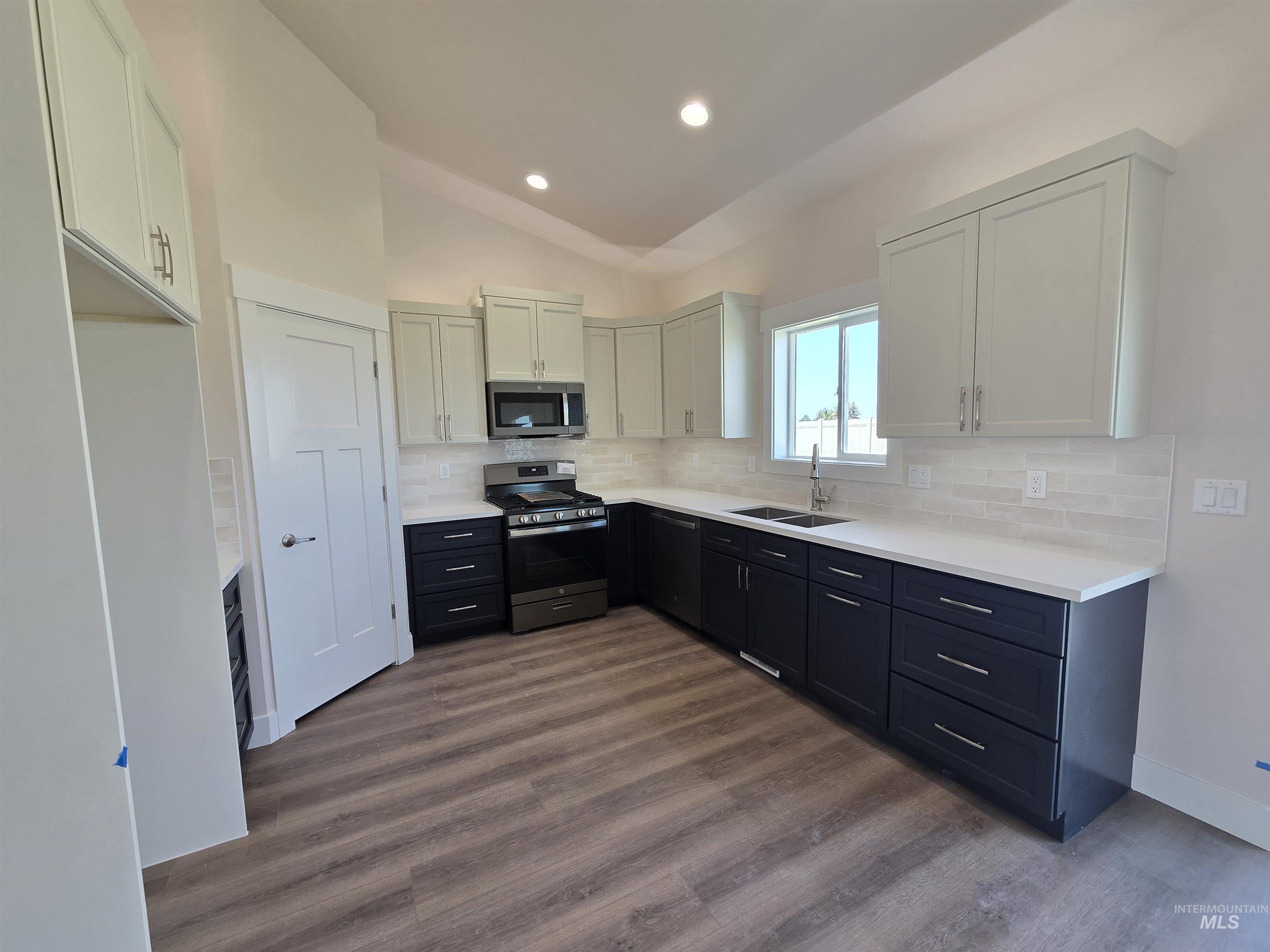 962 Quartz Road, Kimberly, Idaho 83341, 3 Bedrooms, 2 Bathrooms, Residential For Sale, Price $395,000, 98984203