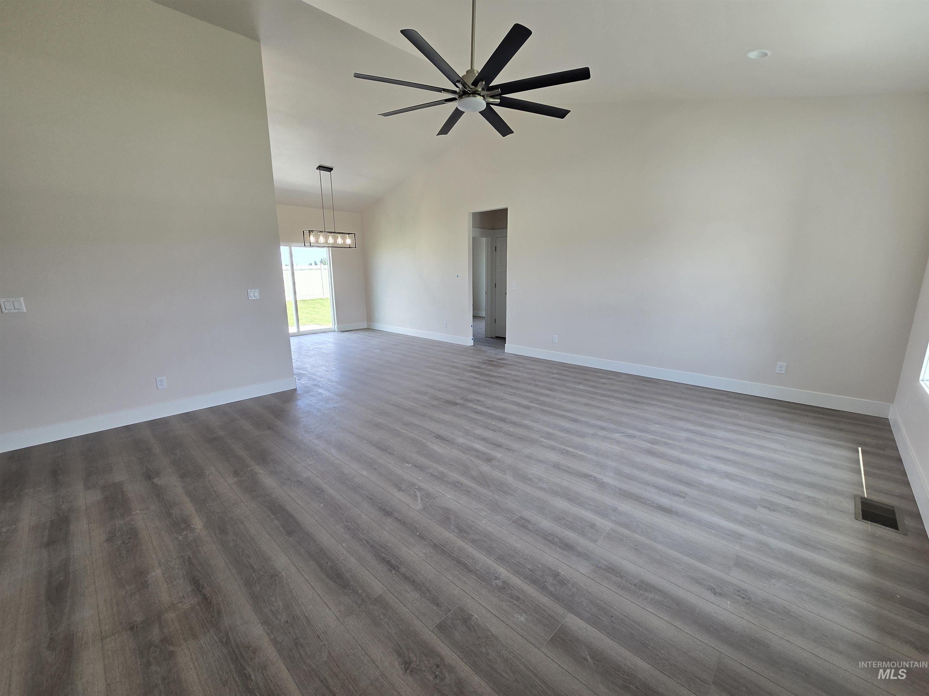 962 Quartz Road, Kimberly, Idaho 83341, 3 Bedrooms, 2 Bathrooms, Residential For Sale, Price $395,000, 98984203