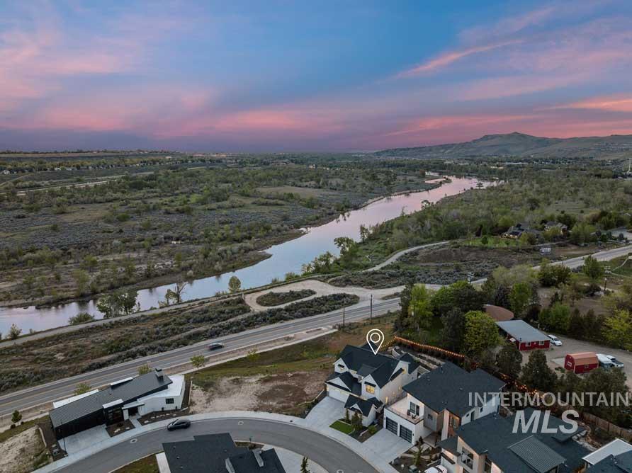 6902 E La Cuesta Street, Boise, Idaho 83716, 4 Bedrooms, 3.5 Bathrooms, Residential For Sale, Price $1,199,000,MLS 98984205