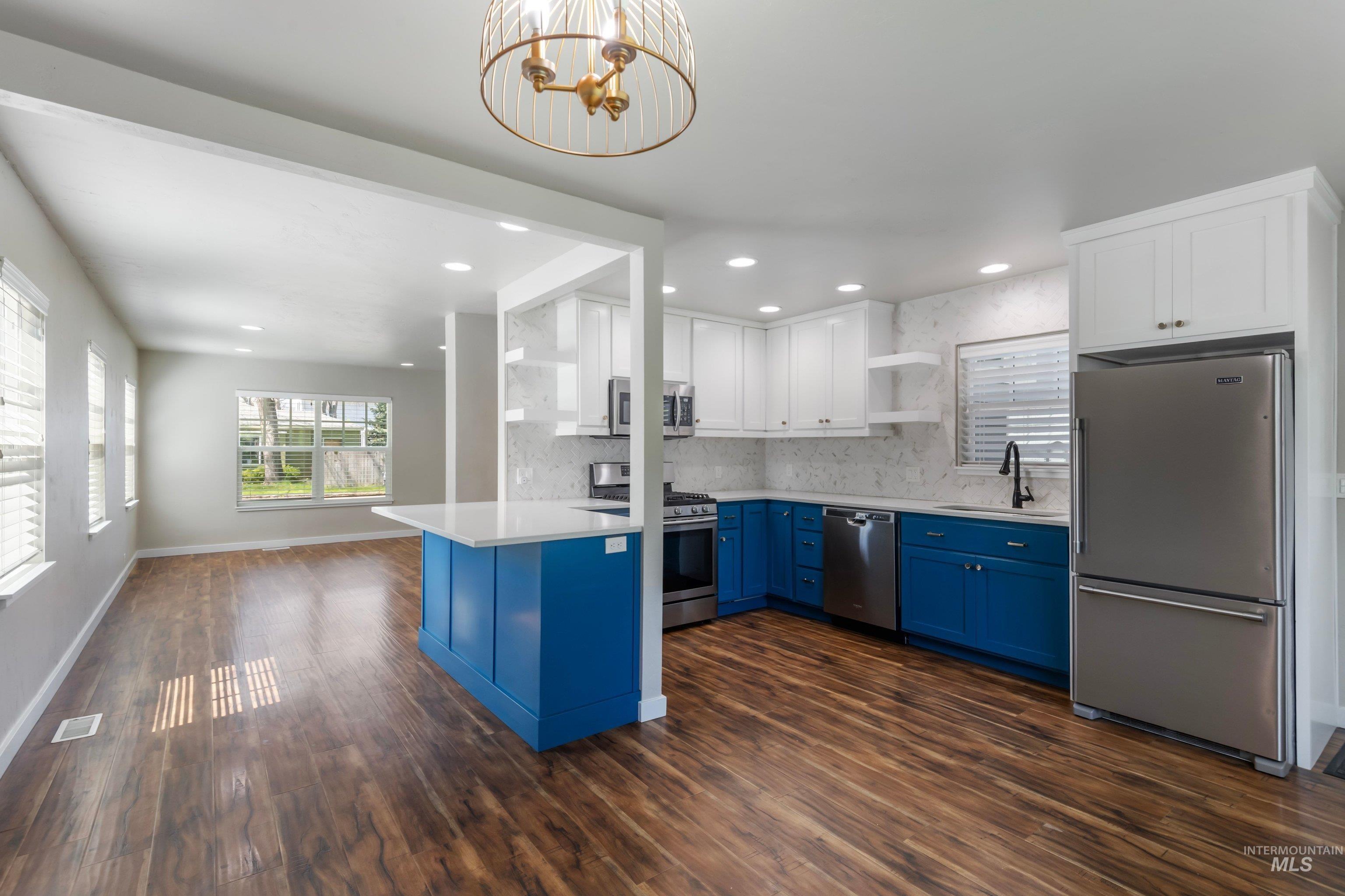 406 N Pacific St, Boise, Idaho 83706-2646, 3 Bedrooms, 2 Bathrooms, Residential For Sale, Price $614,900, 98984206