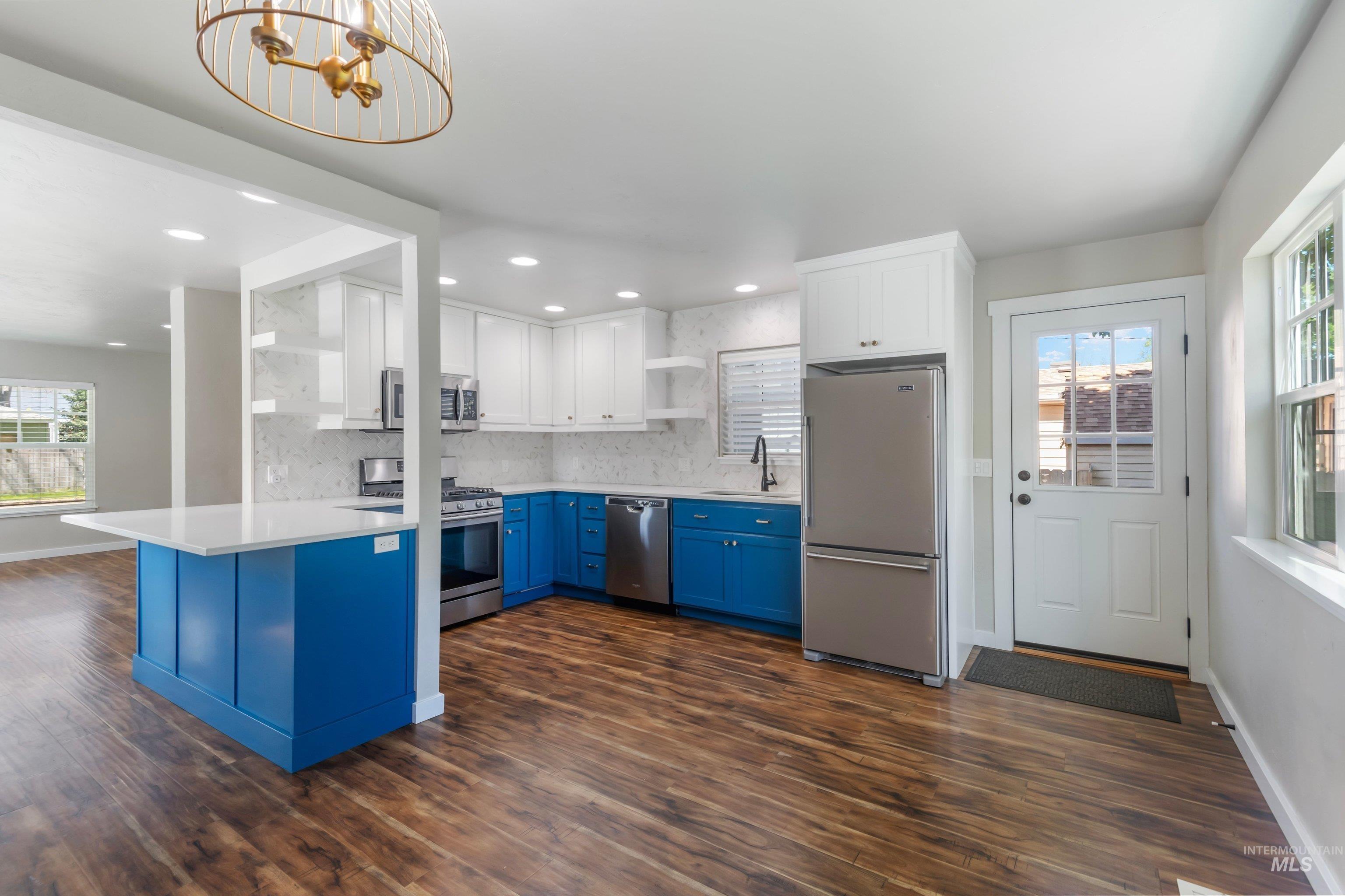 406 N Pacific St, Boise, Idaho 83706-2646, 3 Bedrooms, 2 Bathrooms, Residential For Sale, Price $614,900, 98984206