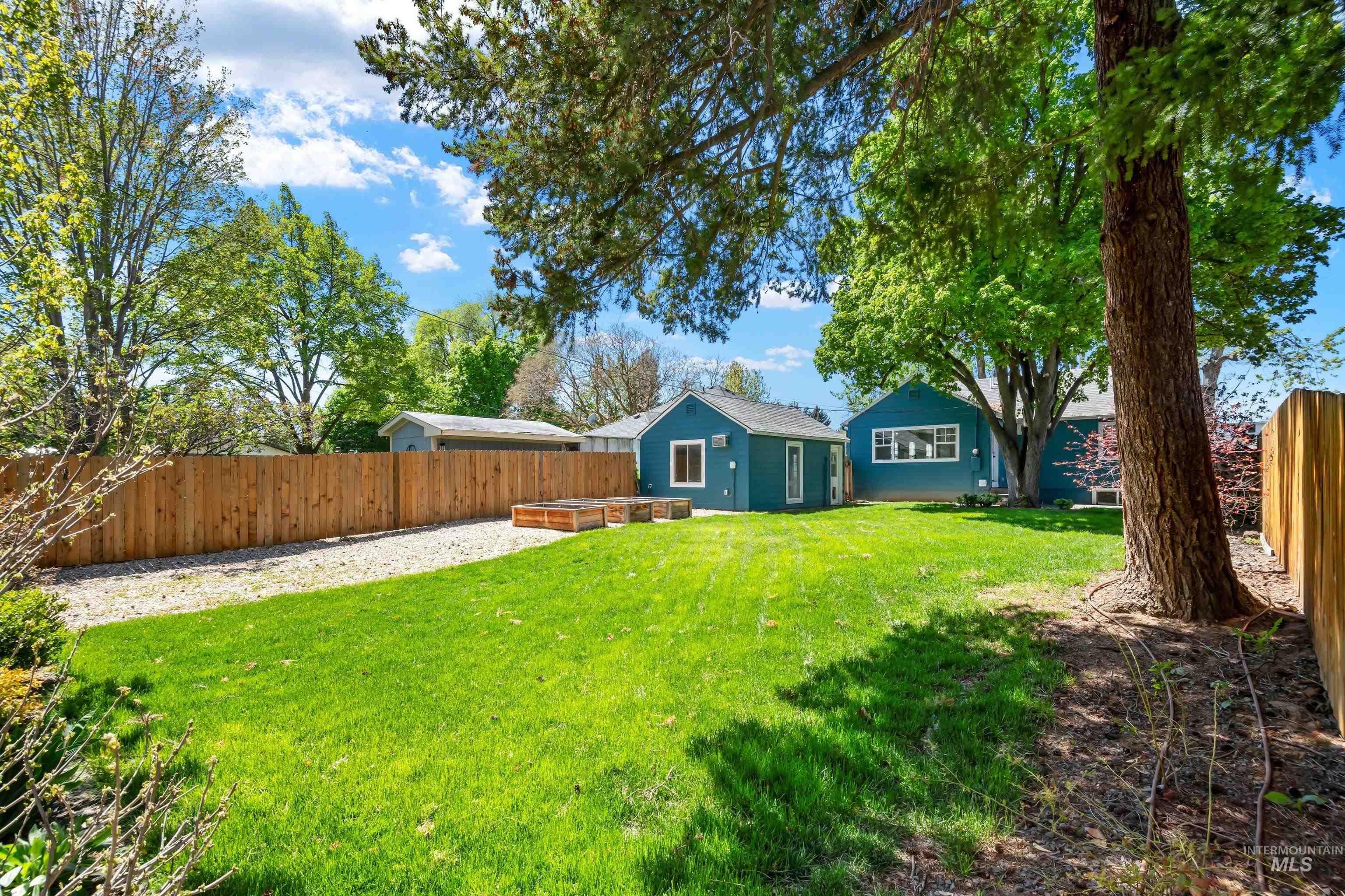 406 N Pacific St, Boise, Idaho 83706-2646, 3 Bedrooms, 2 Bathrooms, Residential For Sale, Price $614,900, 98984206