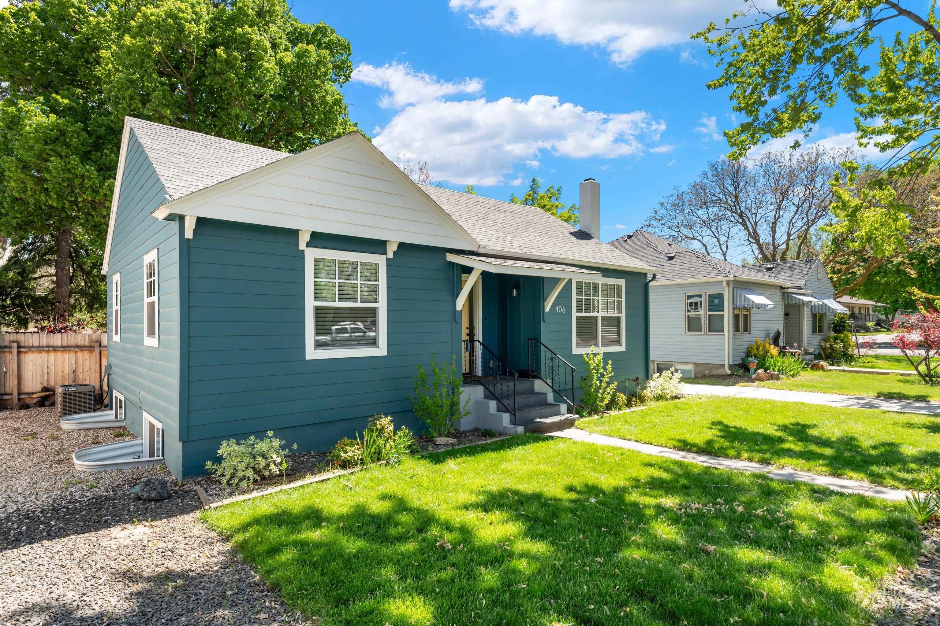 406 N Pacific St, Boise, Idaho 83706-2646, 3 Bedrooms, 2 Bathrooms, Residential For Sale, Price $614,900, 98984206