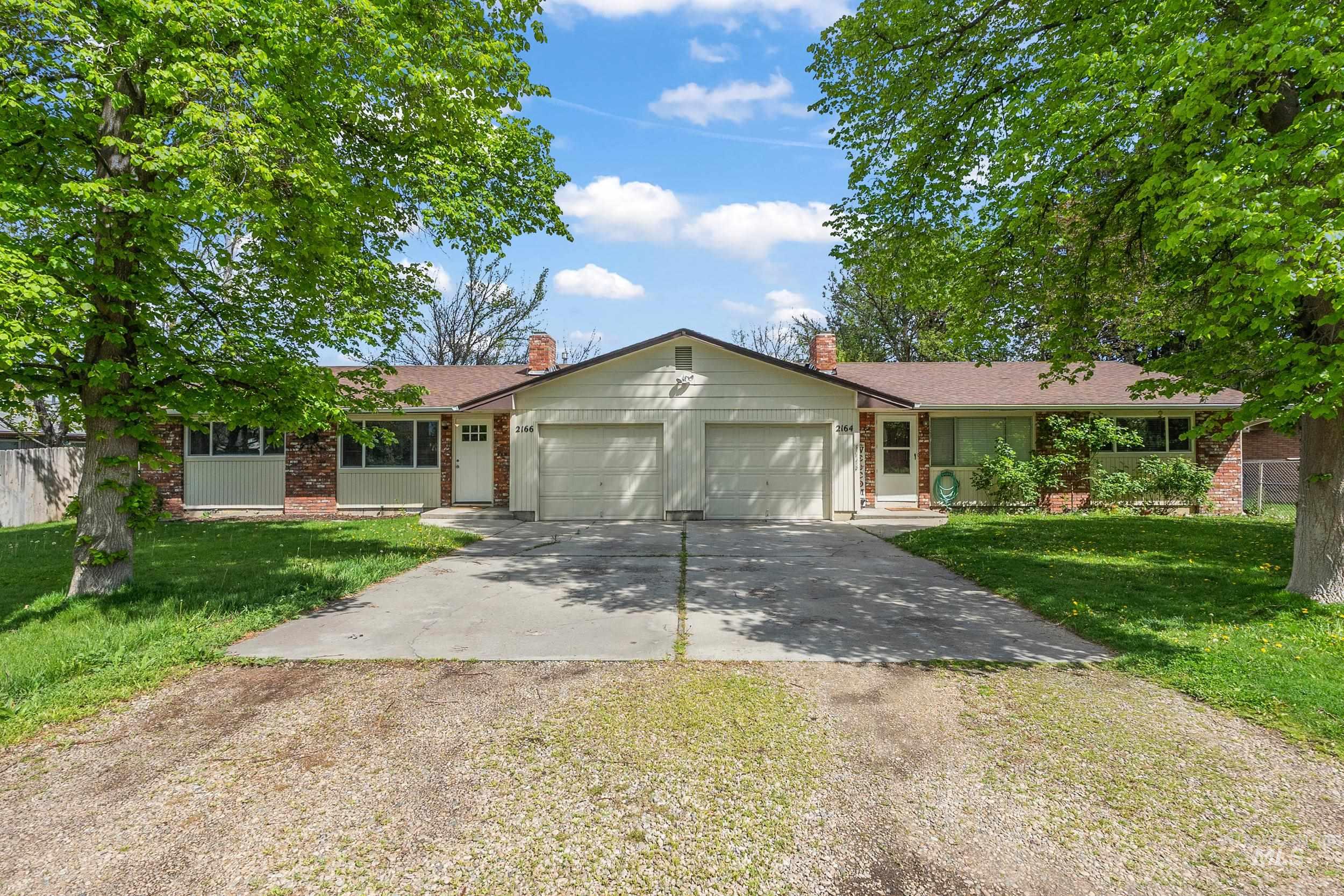 2164/2166 N Wildwood Lane, Boise, Idaho 83713, 2 Bedrooms, 1 Bathroom, Residential Income For Sale, Price $549,900,MLS 98984208