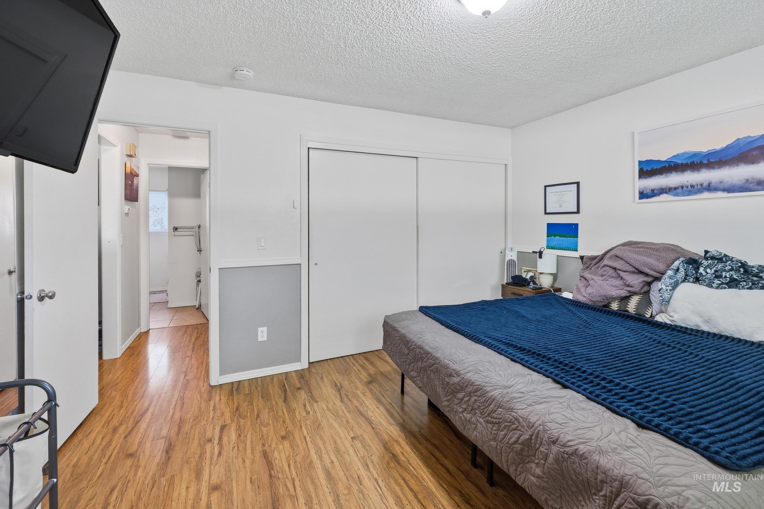 2164/2166 N Wildwood Lane, Boise, Idaho 83713, 2 Bedrooms, 1 Bathroom, Residential Income For Sale, Price $549,900,MLS 98984208