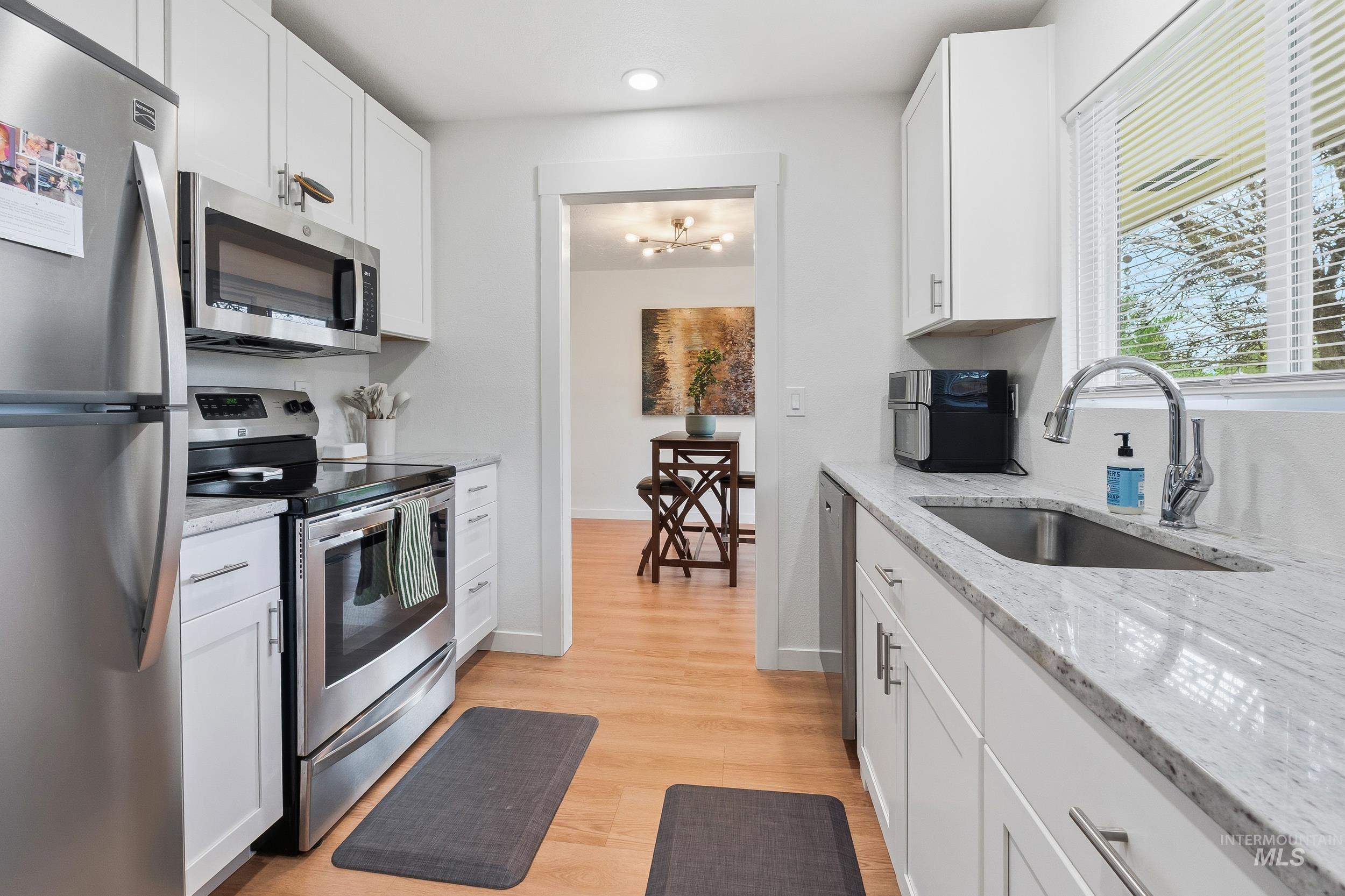 2164/2166 N Wildwood Lane, Boise, Idaho 83713, 2 Bedrooms, 1 Bathroom, Residential Income For Sale, Price $549,900,MLS 98984208