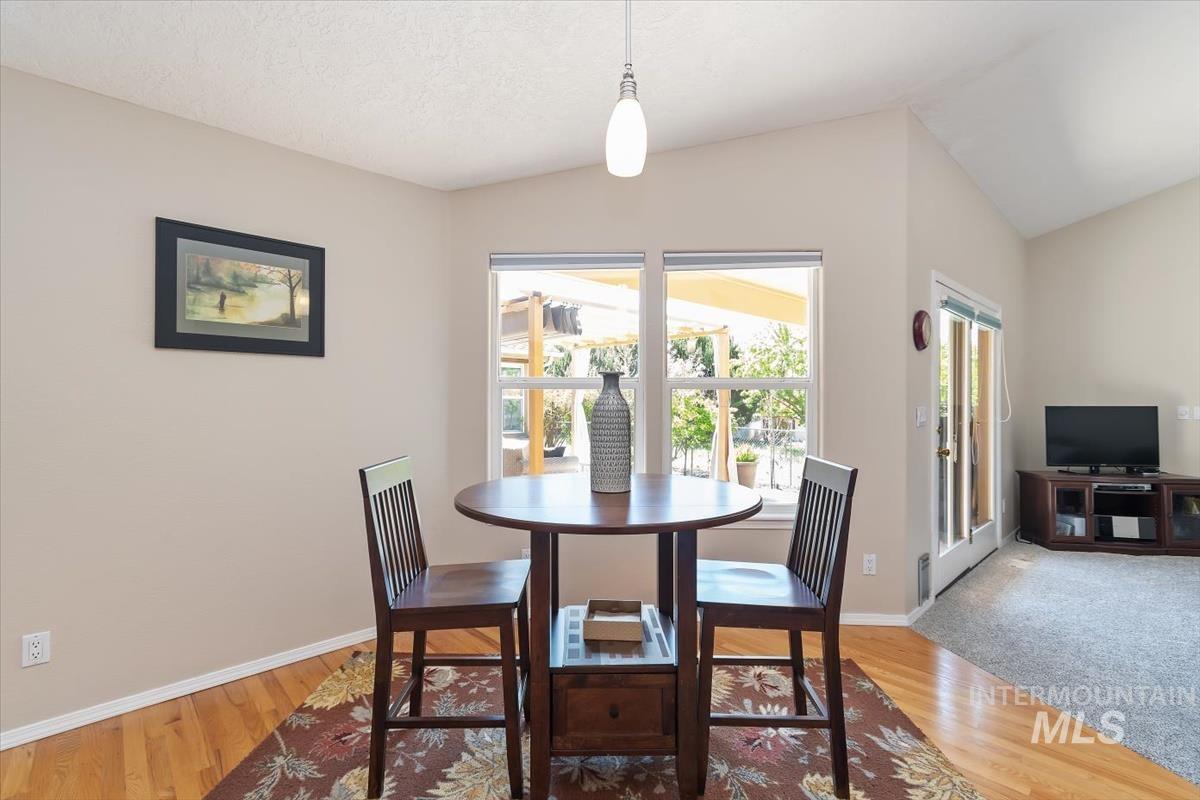 4861 N Contour Way, Boise, Idaho 83703, 4 Bedrooms, 2 Bathrooms, Residential For Sale, Price $650,000, 98984209