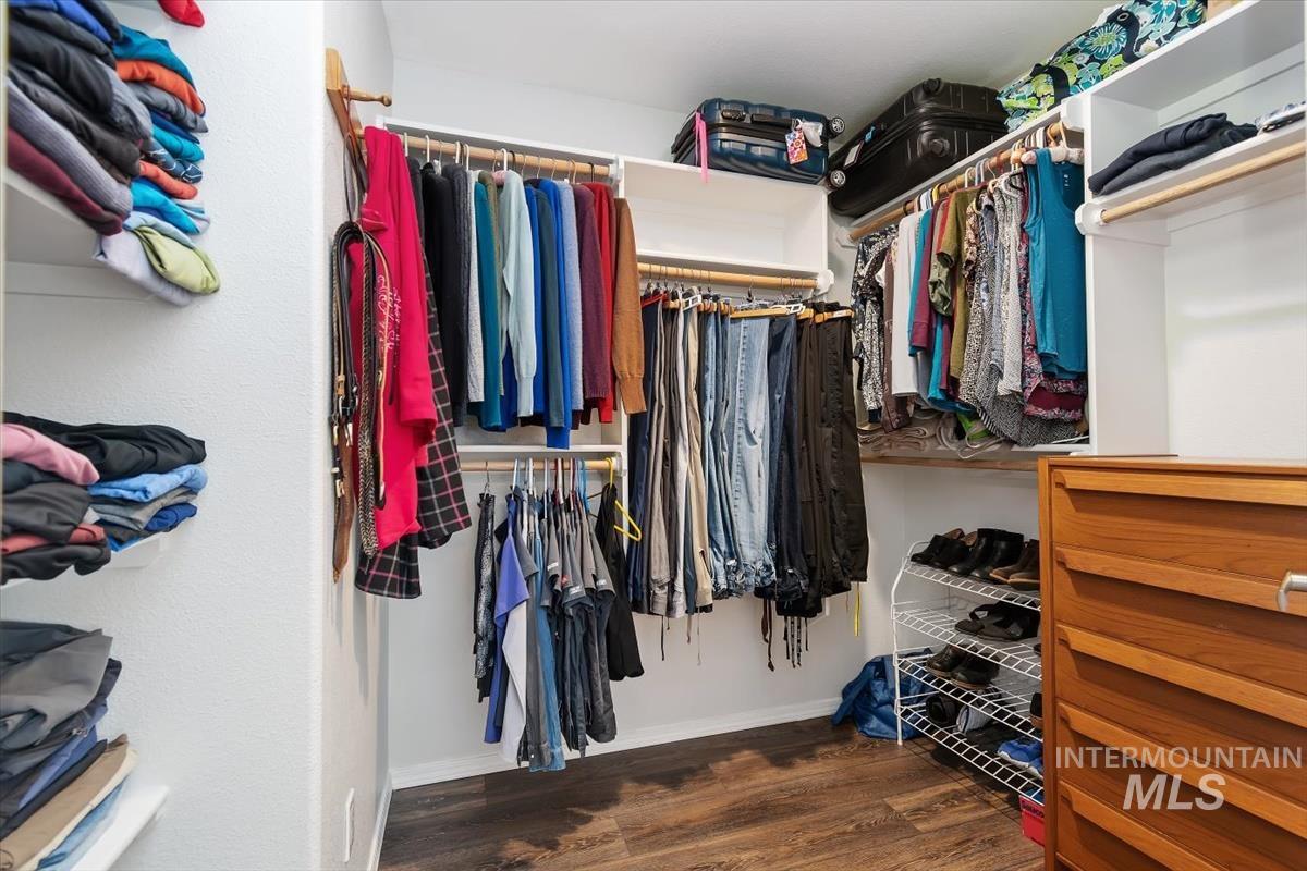 4861 N Contour Way, Boise, Idaho 83703, 4 Bedrooms, 2 Bathrooms, Residential For Sale, Price $650,000, 98984209