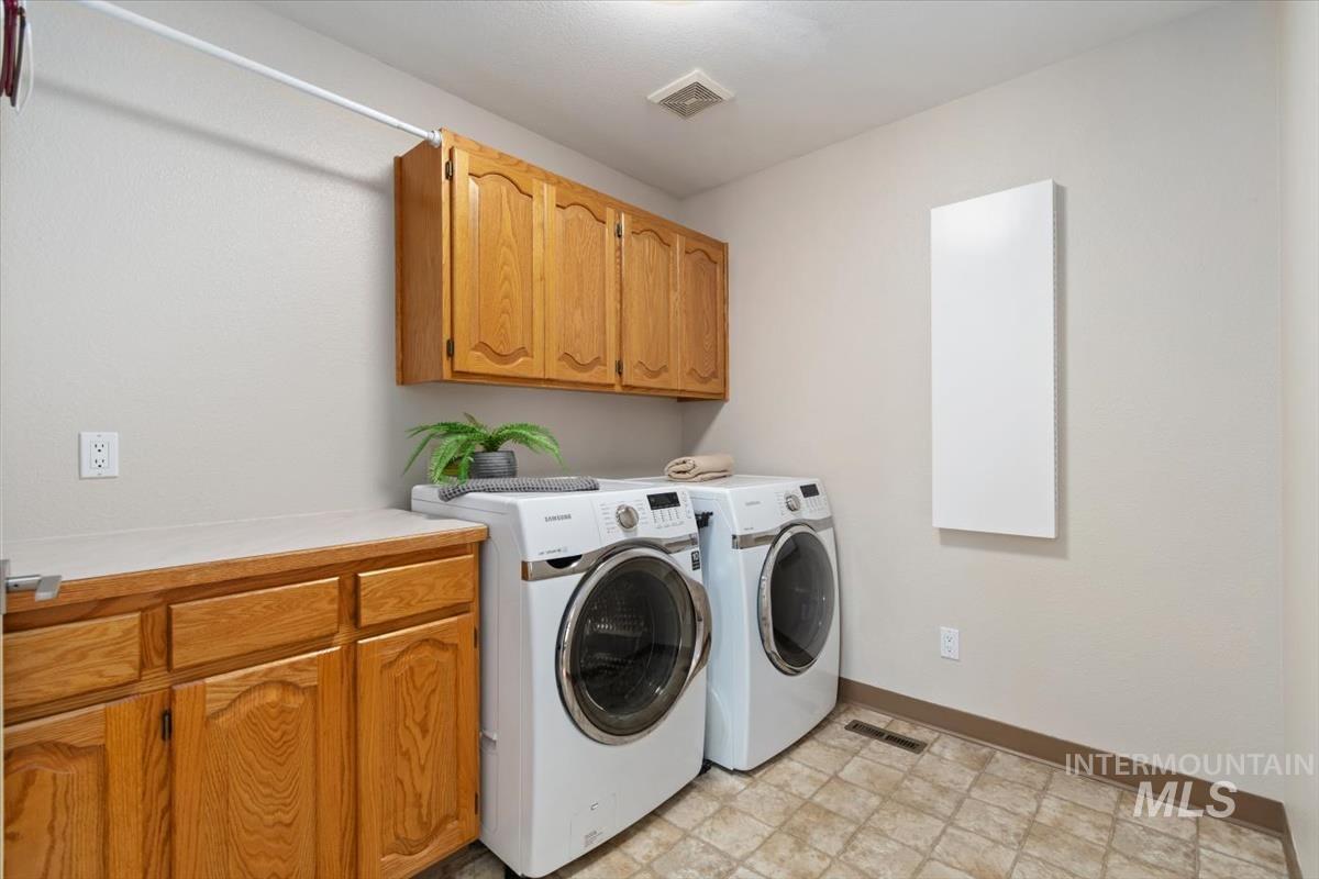 4861 N Contour Way, Boise, Idaho 83703, 4 Bedrooms, 2 Bathrooms, Residential For Sale, Price $650,000, 98984209