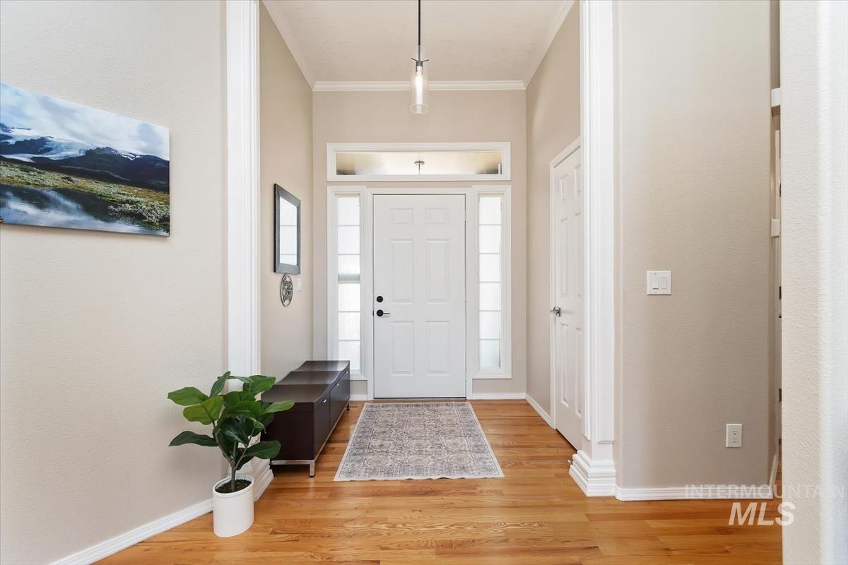 4861 N Contour Way, Boise, Idaho 83703, 4 Bedrooms, 2 Bathrooms, Residential For Sale, Price $650,000, 98984209