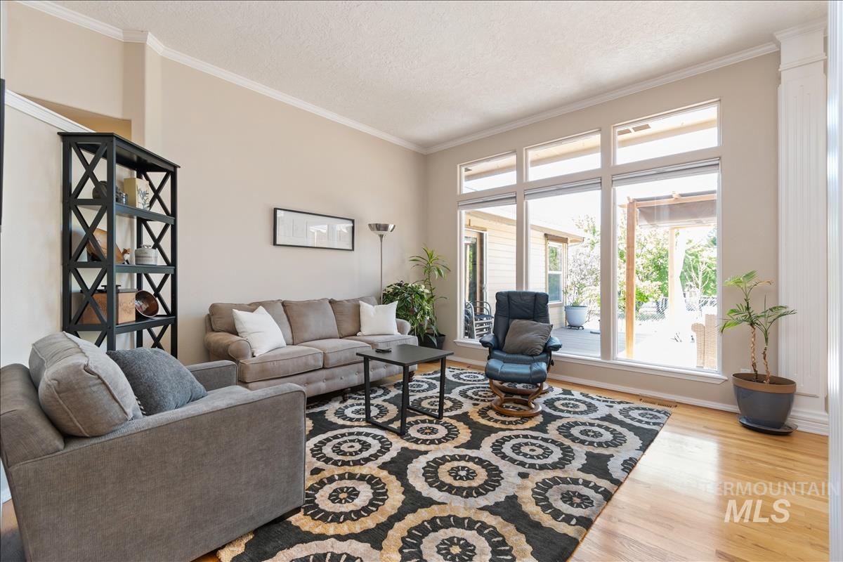 4861 N Contour Way, Boise, Idaho 83703, 4 Bedrooms, 2 Bathrooms, Residential For Sale, Price $650,000, 98984209