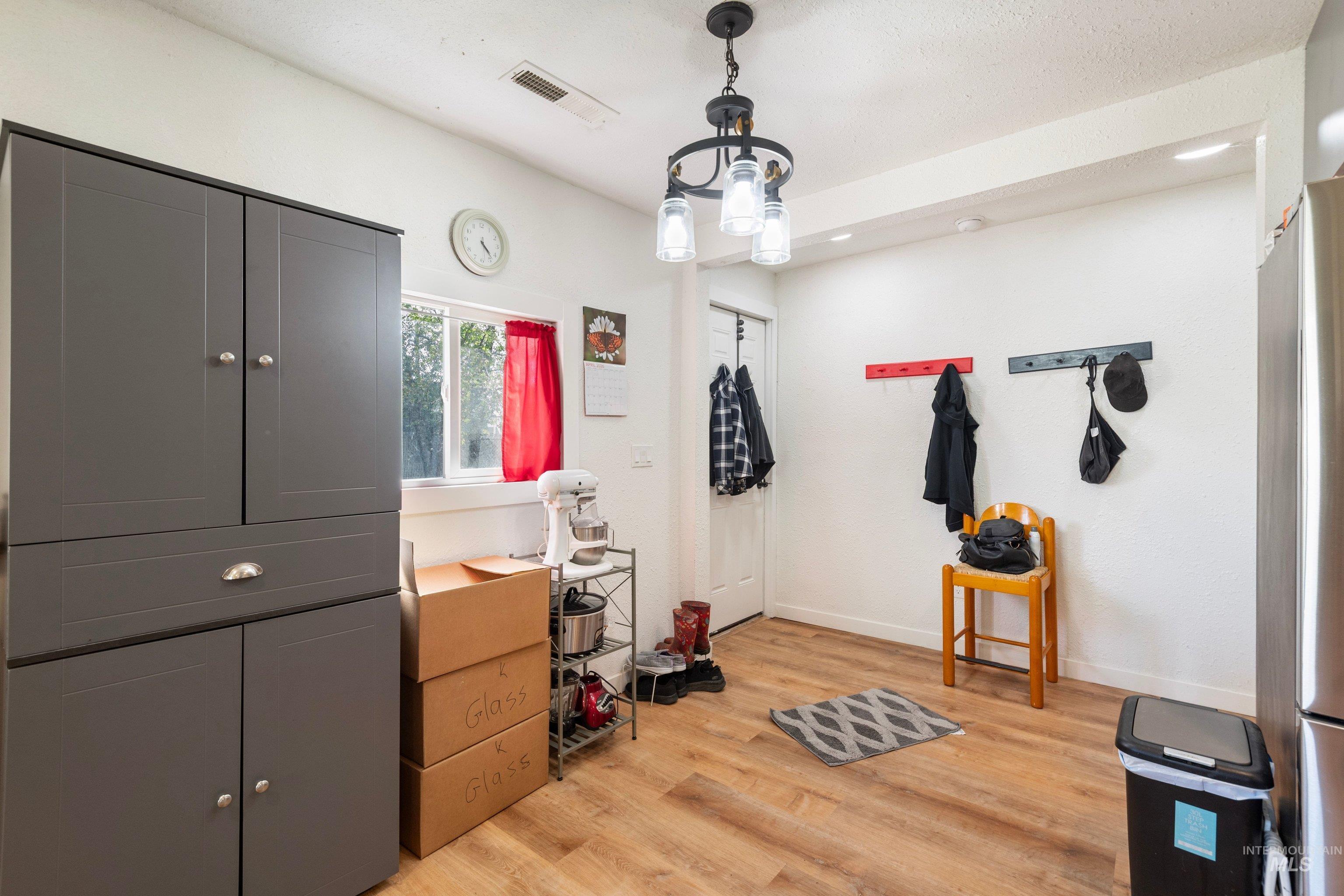 702 S 12Th St, Payette, Idaho 83661-3336, 2 Bedrooms, 1 Bathroom, Residential For Sale, Price $259,900, 98984210