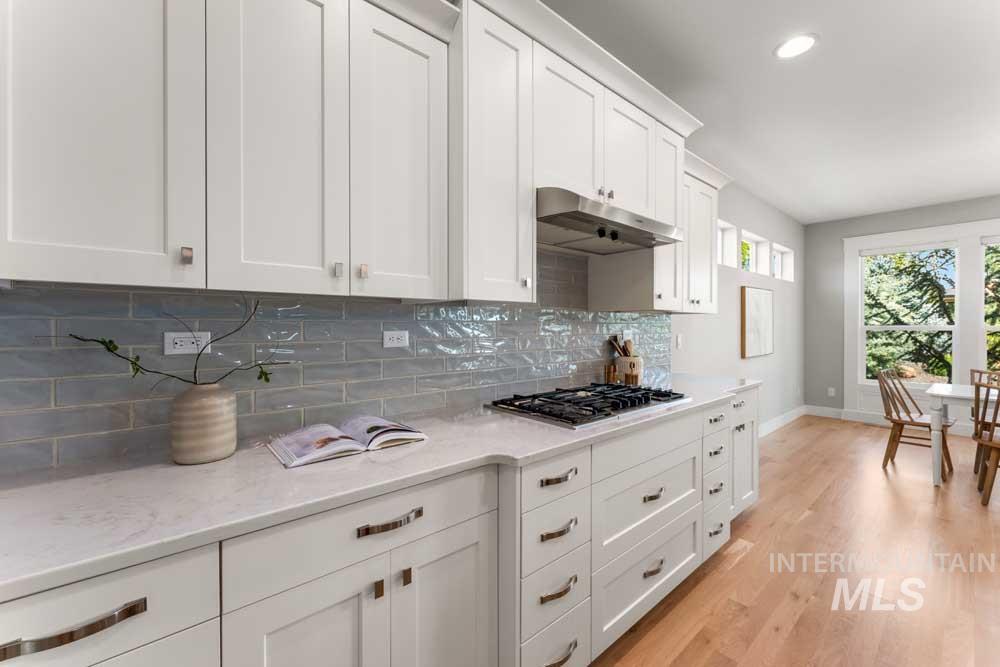 1788 N Highbury Way, Eagle, Idaho 83616, 3 Bedrooms, 2.5 Bathrooms, Residential For Sale, Price $880,000, 98984211