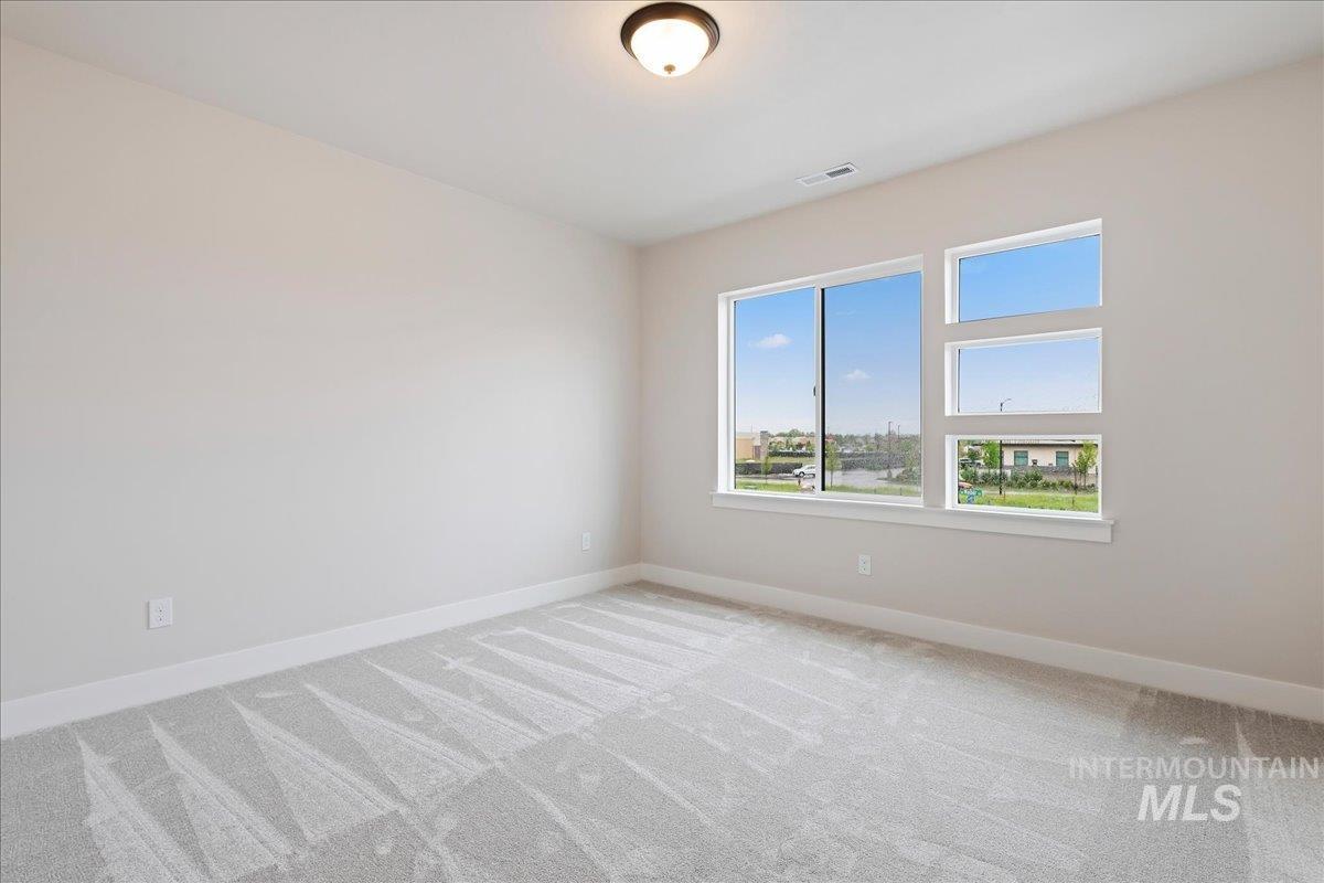 1297 W Malbar St., Meridian, Idaho 83646, 5 Bedrooms, 3 Bathrooms, Residential For Sale, Price $789,900,MLS 98984213