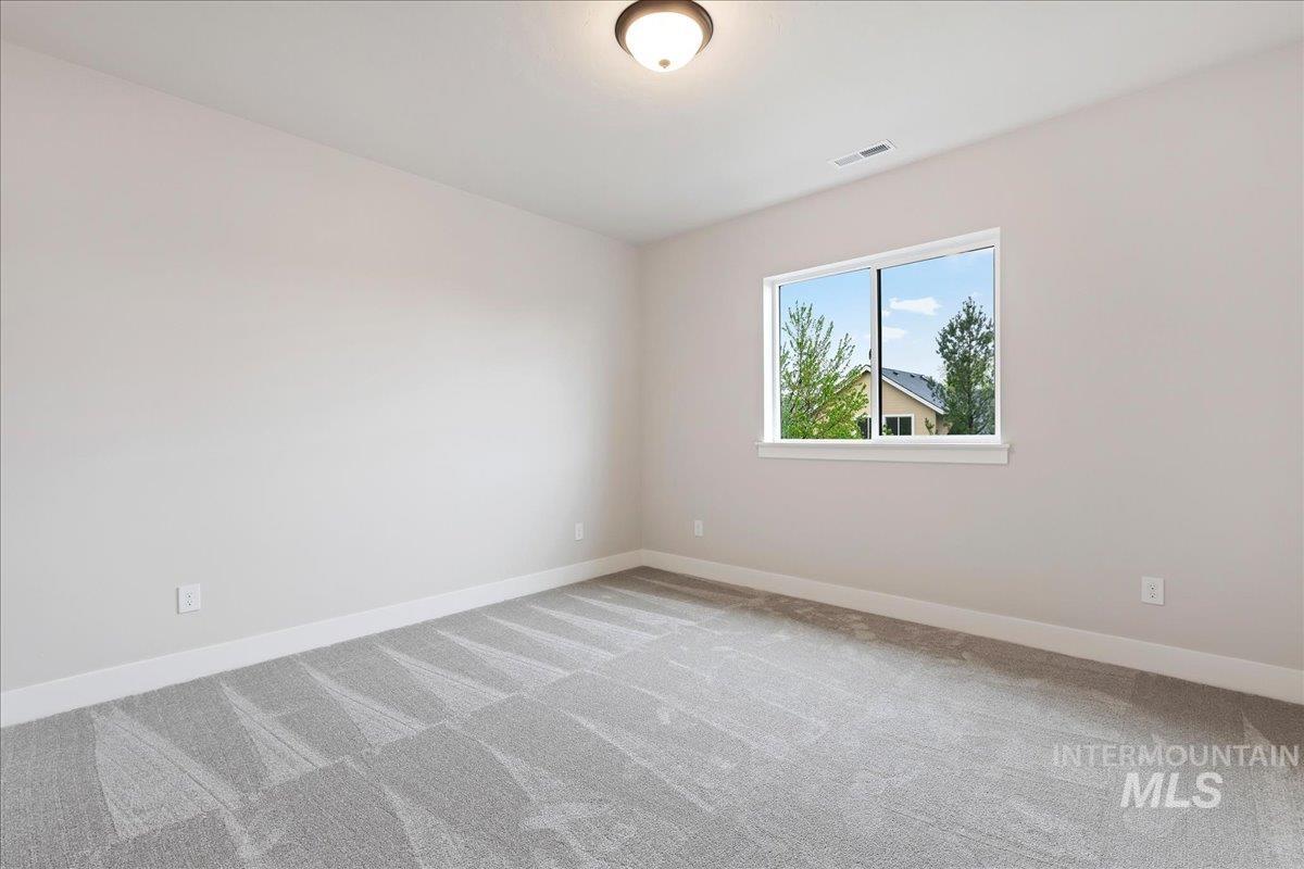 1297 W Malbar St., Meridian, Idaho 83646, 5 Bedrooms, 3 Bathrooms, Residential For Sale, Price $789,900,MLS 98984213