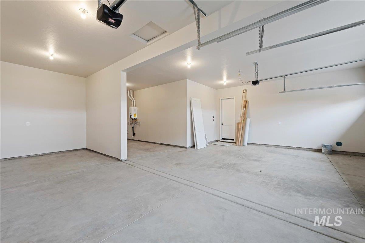 1297 W Malbar St., Meridian, Idaho 83646, 5 Bedrooms, 3 Bathrooms, Residential For Sale, Price $789,900,MLS 98984213