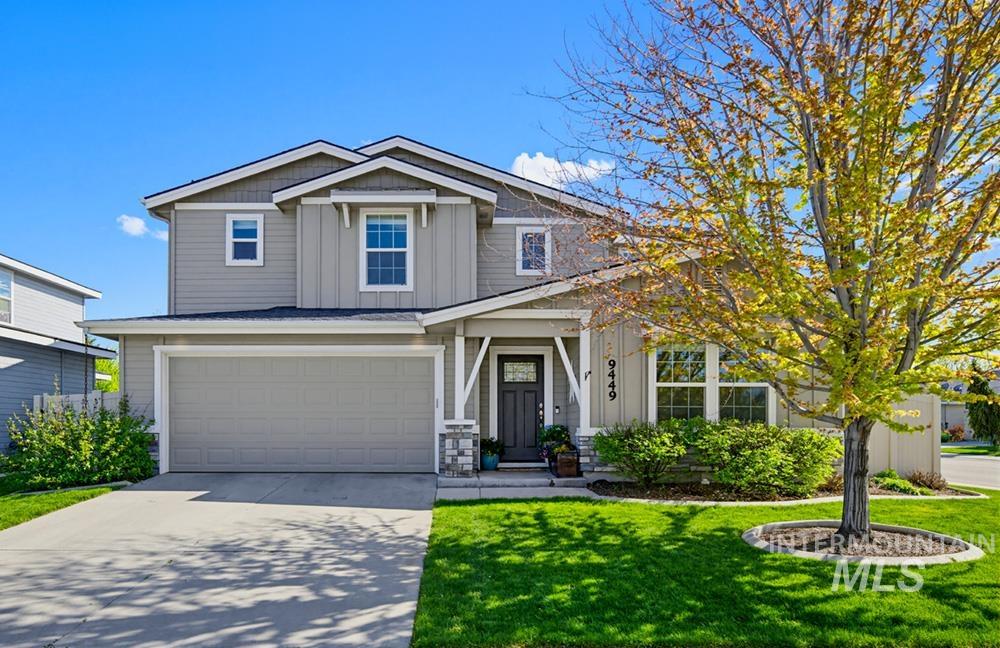 9449 W Silverspring St, Boise, Idaho 83709, 4 Bedrooms, 3 Bathrooms, Residential For Sale, Price $548,000,MLS 98984215