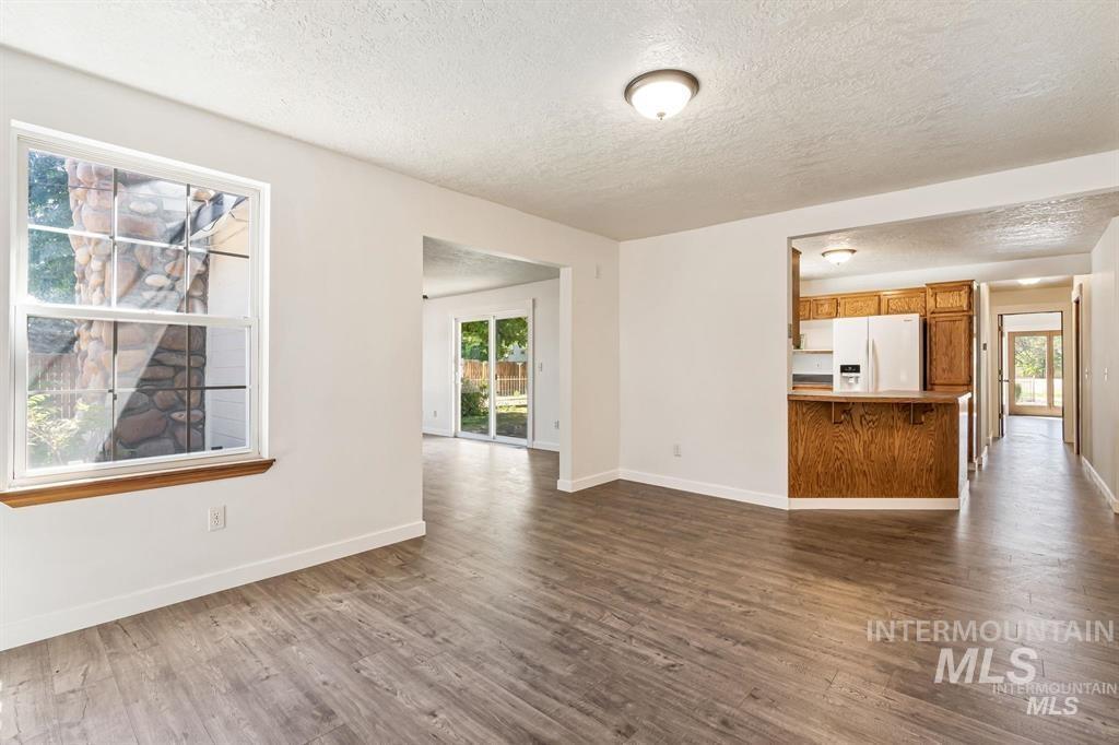 4135 W Cherry Ln, Meridian, Idaho 83642, 3 Bedrooms, 2 Bathrooms, Residential Income For Sale, Price $720,000, 98984218
