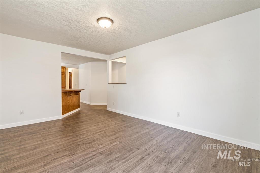 4135 W Cherry Ln, Meridian, Idaho 83642, 3 Bedrooms, 2 Bathrooms, Residential Income For Sale, Price $720,000, 98984218