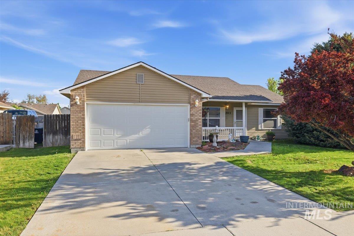 1022 W Aberdeen Ave, Nampa, Idaho 83686-9790, 3 Bedrooms, 2 Bathrooms, Residential For Sale, Price $359,900,MLS 98984220