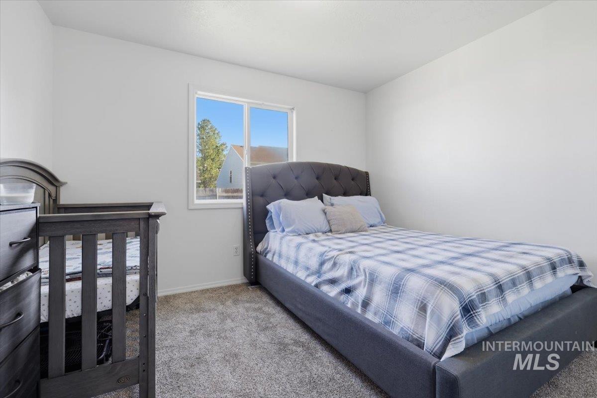 1022 W Aberdeen Ave, Nampa, Idaho 83686-9790, 3 Bedrooms, 2 Bathrooms, Residential For Sale, Price $359,900,MLS 98984220