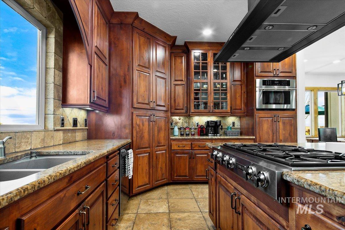 13100 S Laken Ln, Kuna, Idaho 83634, 4 Bedrooms, 2.5 Bathrooms, Residential For Sale, Price $1,700,000, 98984221