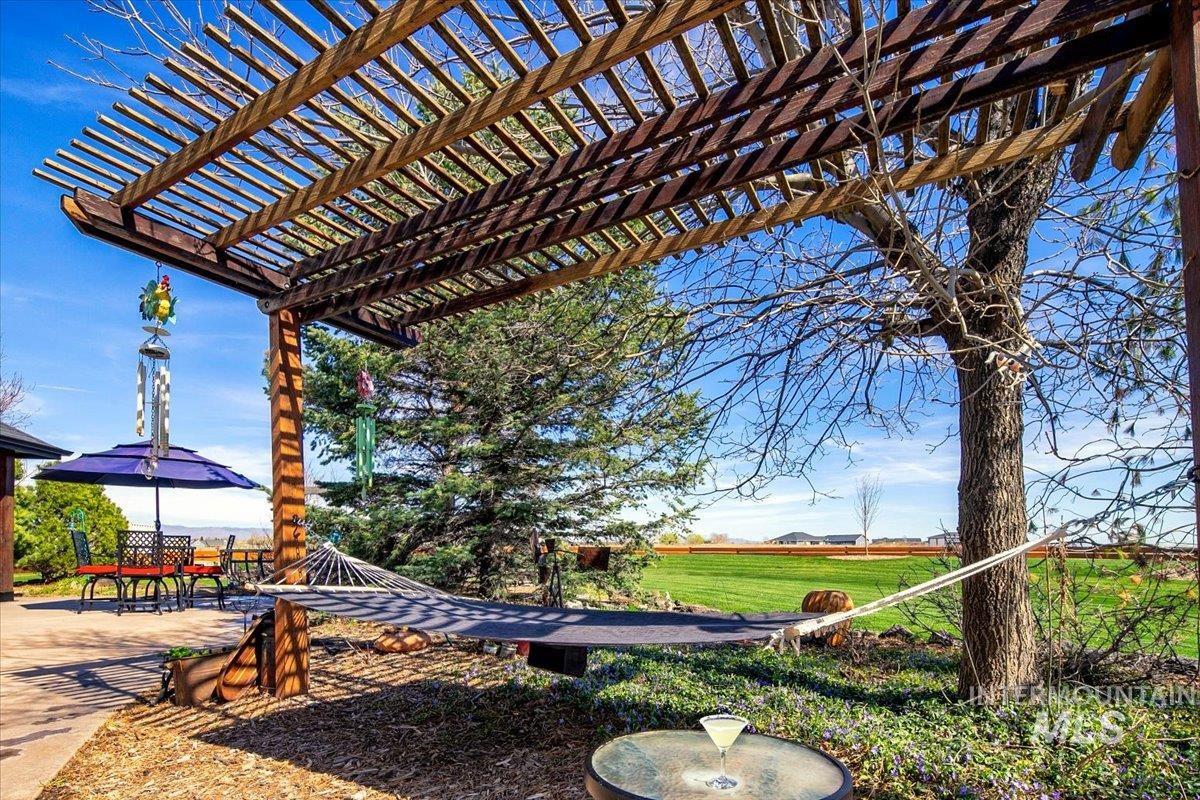 13100 S Laken Ln, Kuna, Idaho 83634, 4 Bedrooms, 2.5 Bathrooms, Residential For Sale, Price $1,700,000, 98984221