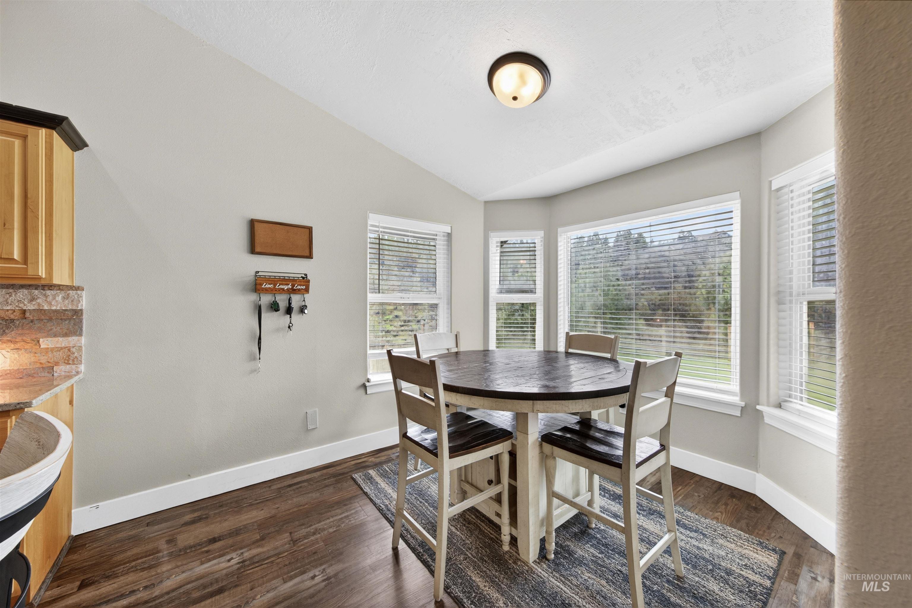 4 Round Up Circle, Boise, Idaho 83716, 3 Bedrooms, 2 Bathrooms, Residential For Sale, Price $625,000,MLS 98984222