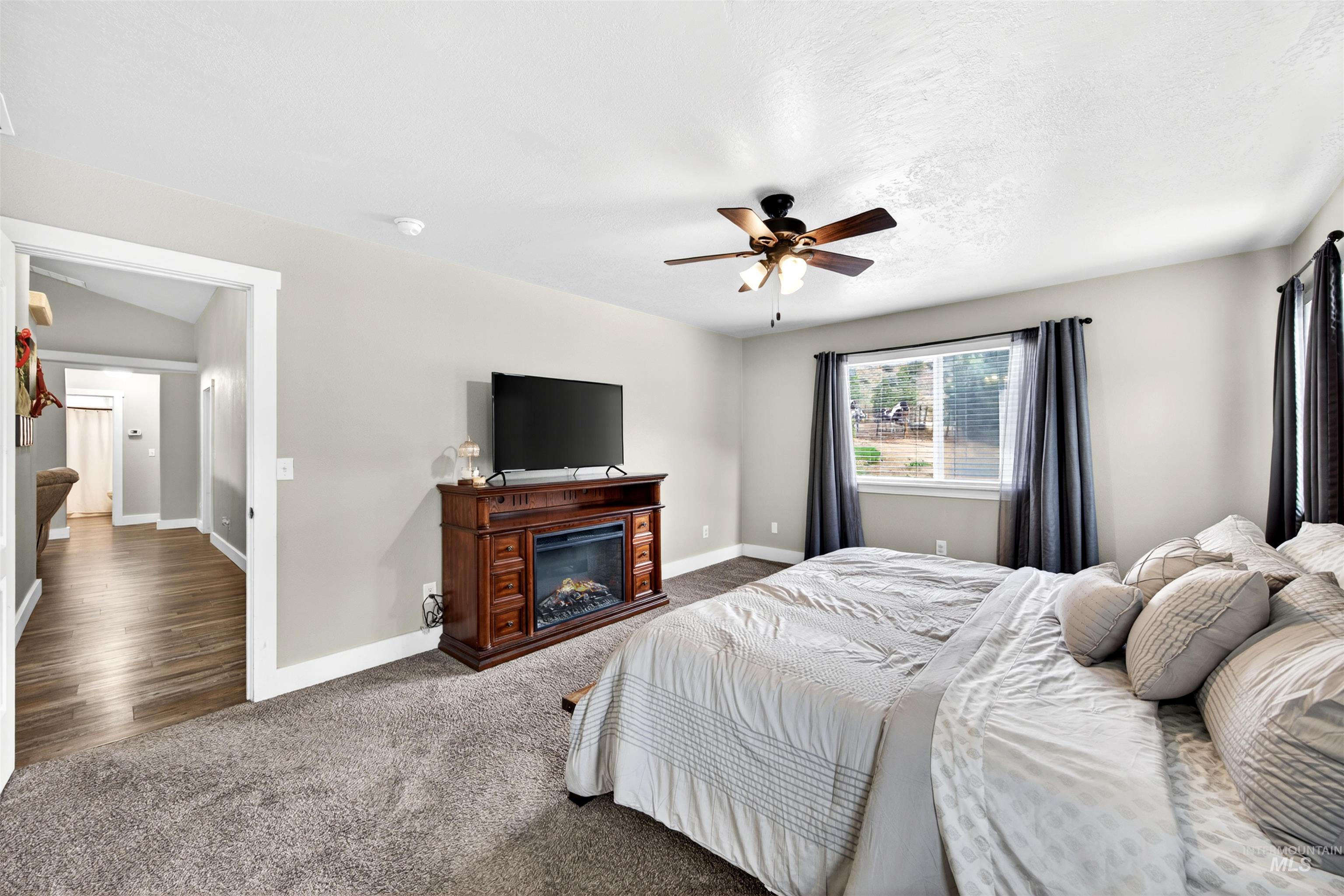 4 Round Up Circle, Boise, Idaho 83716, 3 Bedrooms, 2 Bathrooms, Residential For Sale, Price $625,000,MLS 98984222