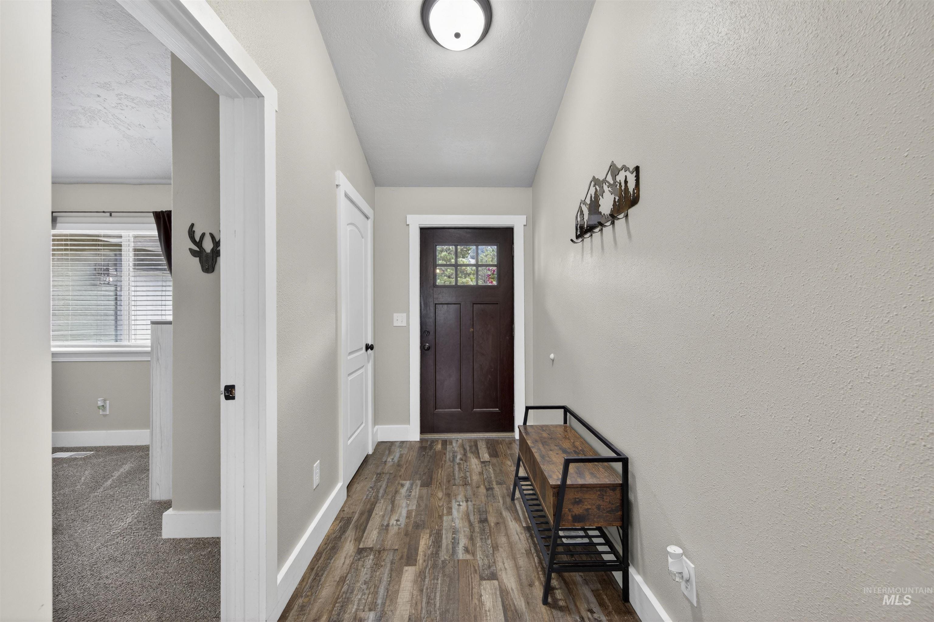 4 Round Up Circle, Boise, Idaho 83716, 3 Bedrooms, 2 Bathrooms, Residential For Sale, Price $625,000,MLS 98984222
