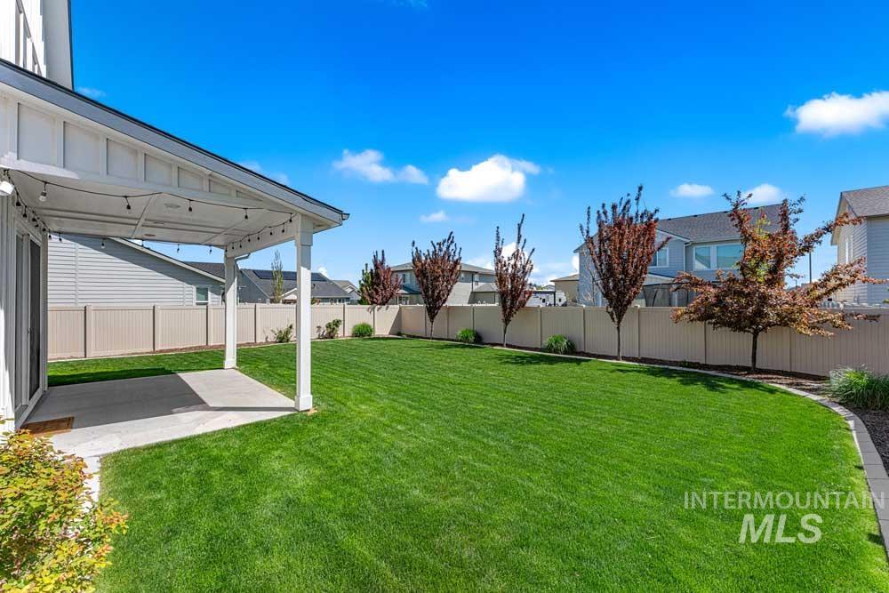 5338 S Snowden Ave, Meridian, Idaho 83642, 5 Bedrooms, 3 Bathrooms, Residential For Sale, Price $679,000,MLS 98984223