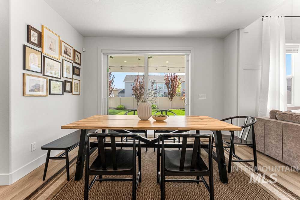 5338 S Snowden Ave, Meridian, Idaho 83642, 5 Bedrooms, 3 Bathrooms, Residential For Sale, Price $679,000,MLS 98984223